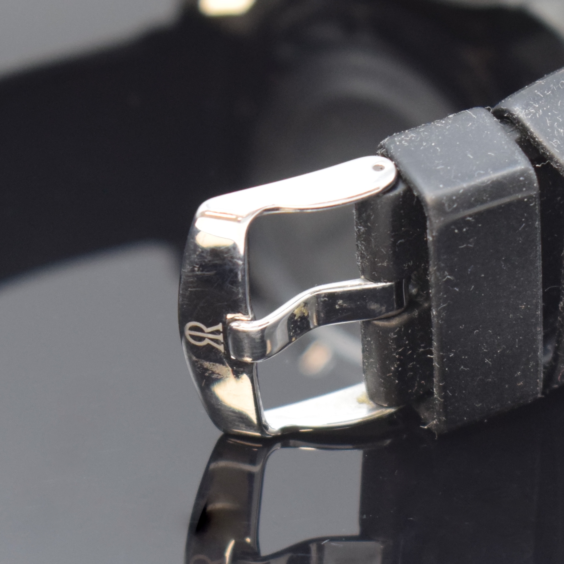 Detail b: REVUE THOMMEN Armbandchronograph in Stahl, Schweiz um 2010, Automatik, Boden u. Krone verschr., Kautschukband m. orig. Dornschl., Saphirglas, ...