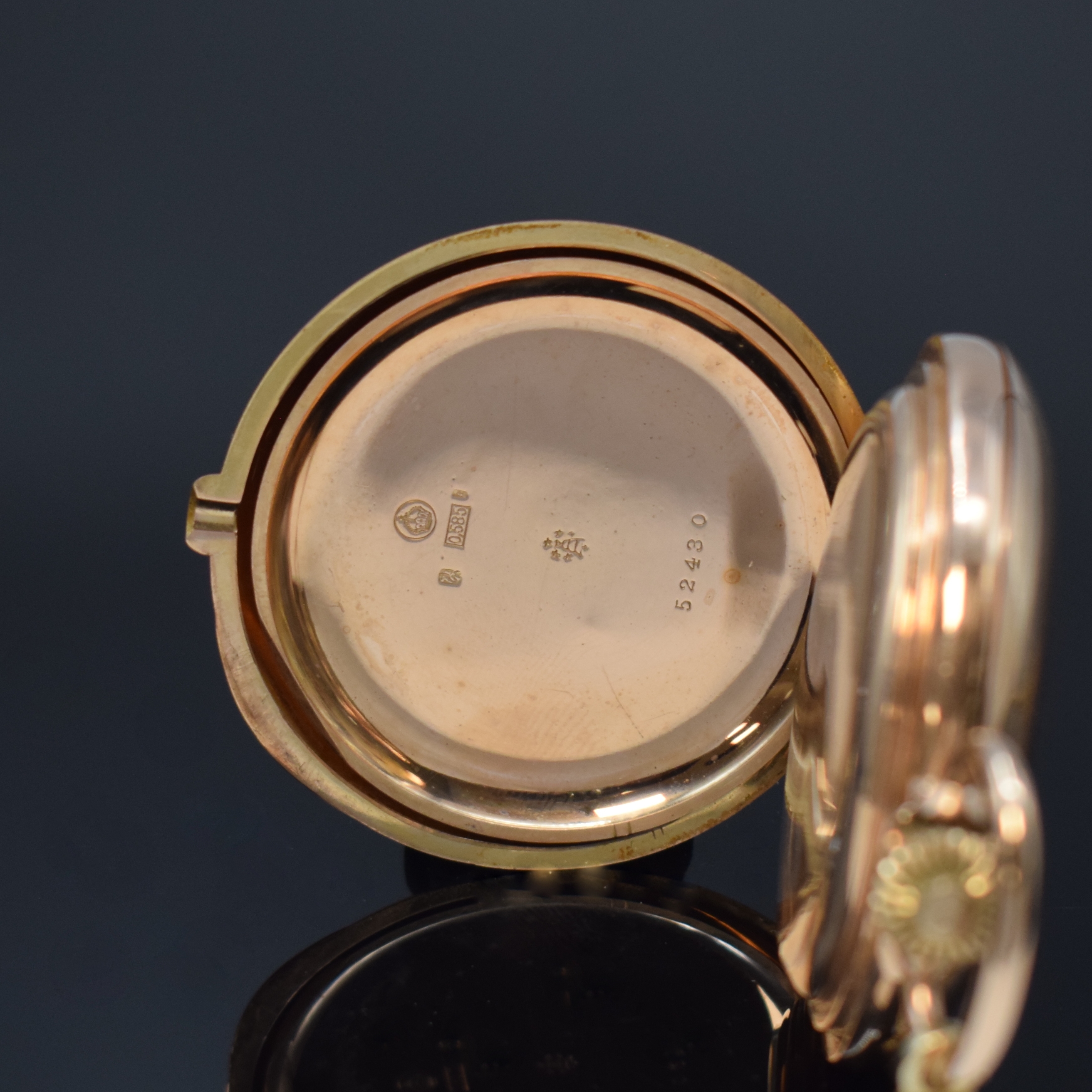 Detail f: UNION GLOCKE Savonette Herrentaschenuhr in RG 585/000 an GG 585/000 Kette, Deutschland um 1910, guill. 3-Deckel Goldgeh. m. a-Goutte Schlüssen l. ...