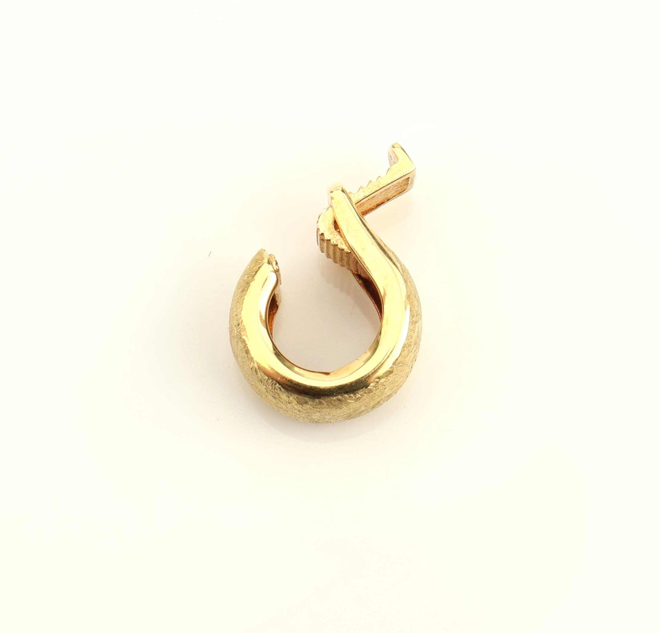 Detail c: Paar 14 kt Gold Ohrcreolen, GG 585/000, Oberfläche strukt., Schiebfedermechanismus, ca. 10.1 g