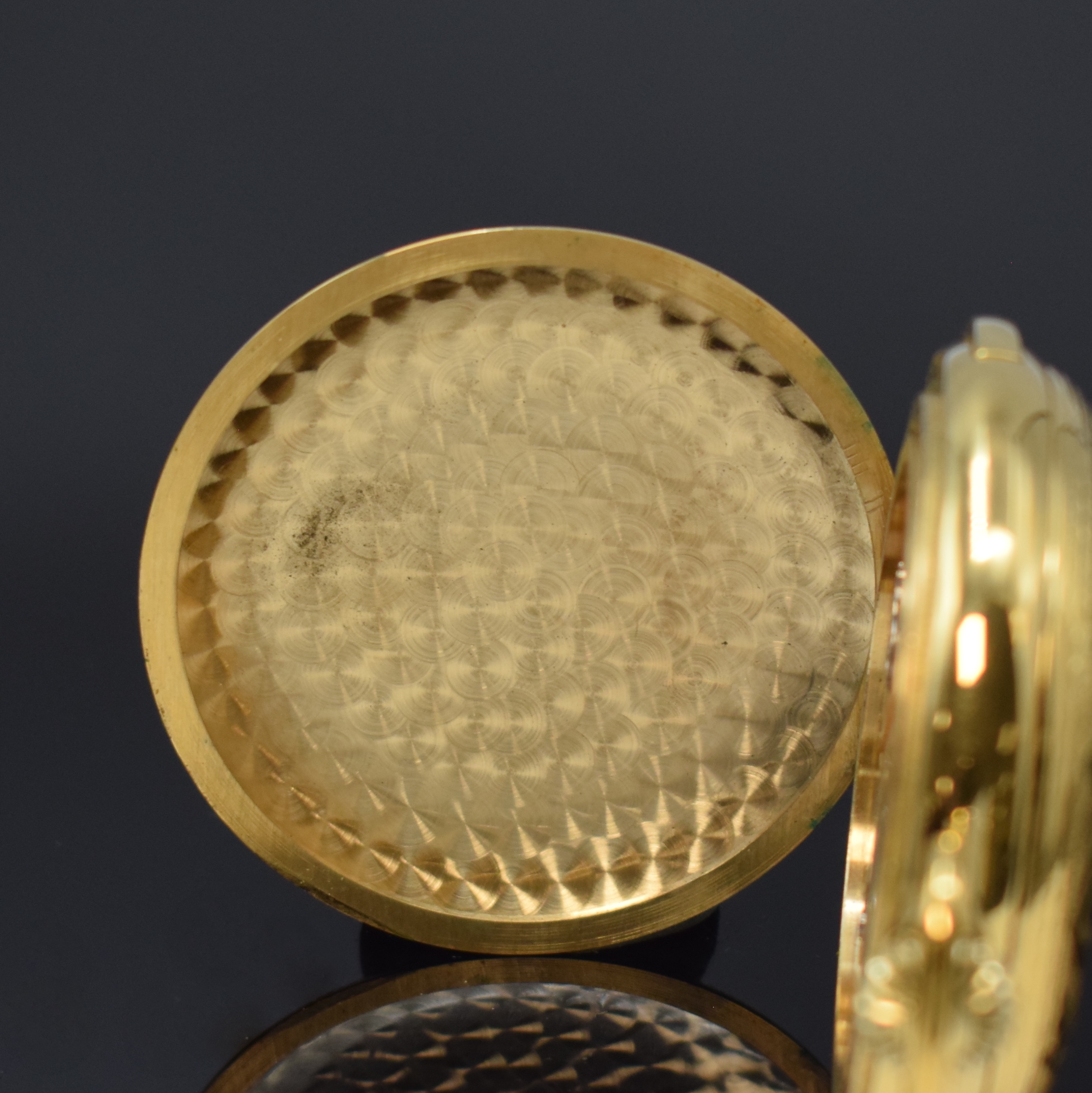 Detail d: CHRONOSWISS Kelek Herrentaschenuhr mit 5- Minutenrepetition, Schweiz um 1995, verg. und floral grav. Savonette-Geh., weißes Zifferbl. m. röm. ...