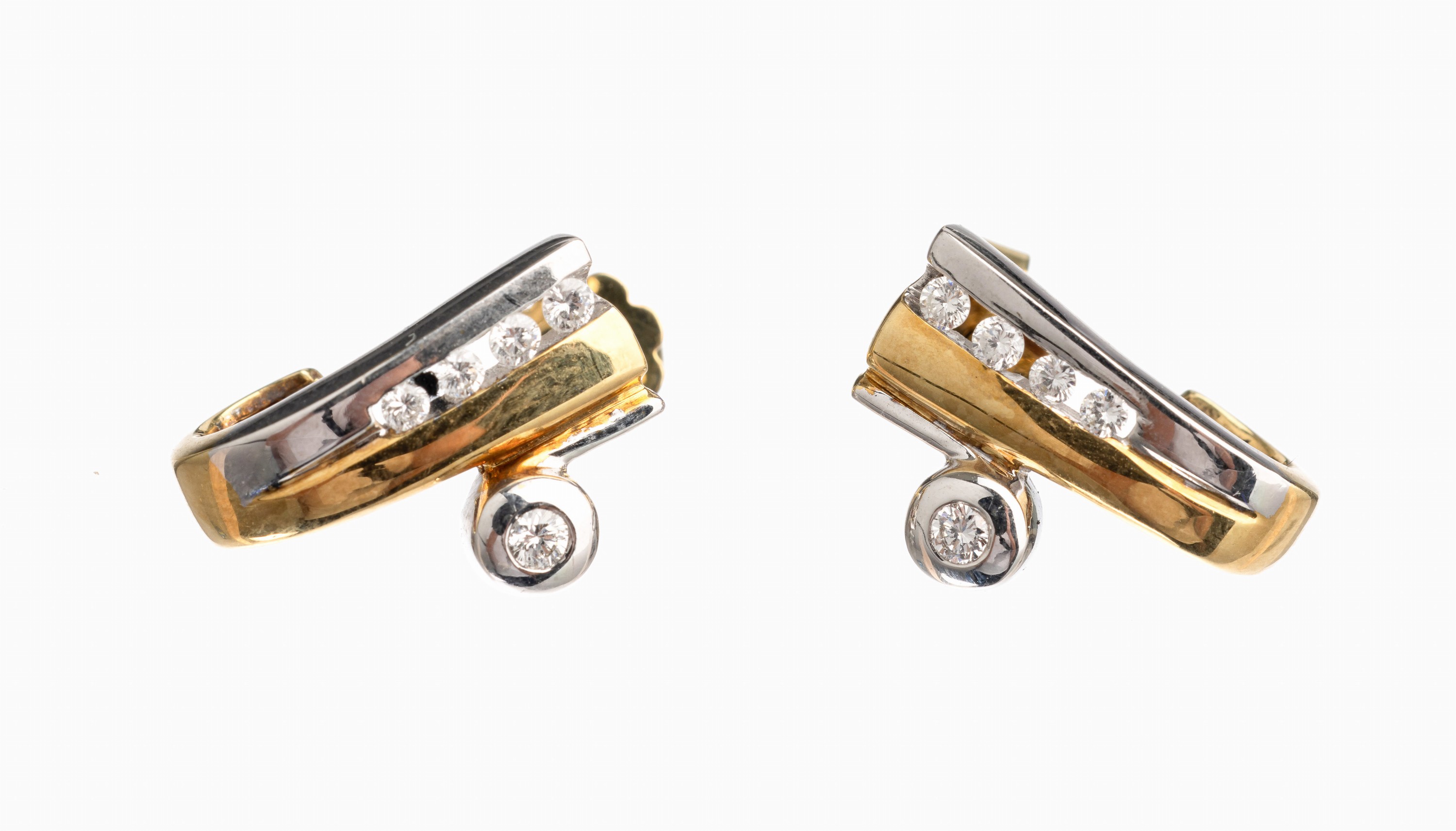 Paar 14 kt Gold Brillant Ohrstecker, GG/WG 585/000, 5 Brillanten zus. ca. 0.30 ct feines Weiß/vs, L. ca. 1.5 cm, ca. 6.1 g