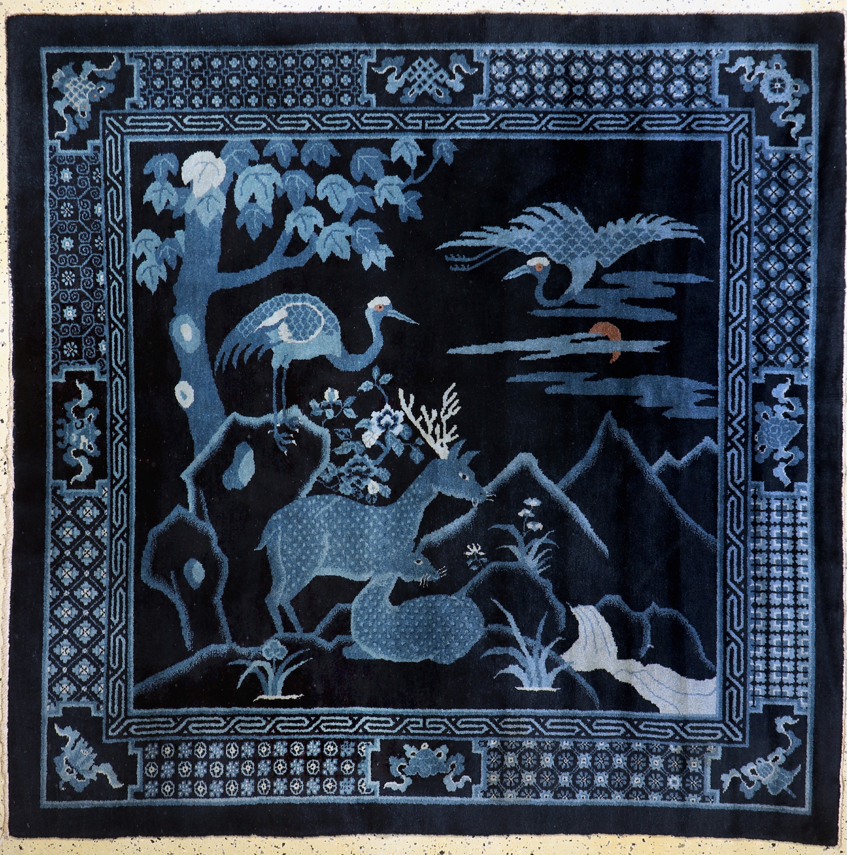 Pao Tow alt, China, um 1930, Wolle auf Baumwolle, ca. 190 x 190 cm, EHZ: 1-2