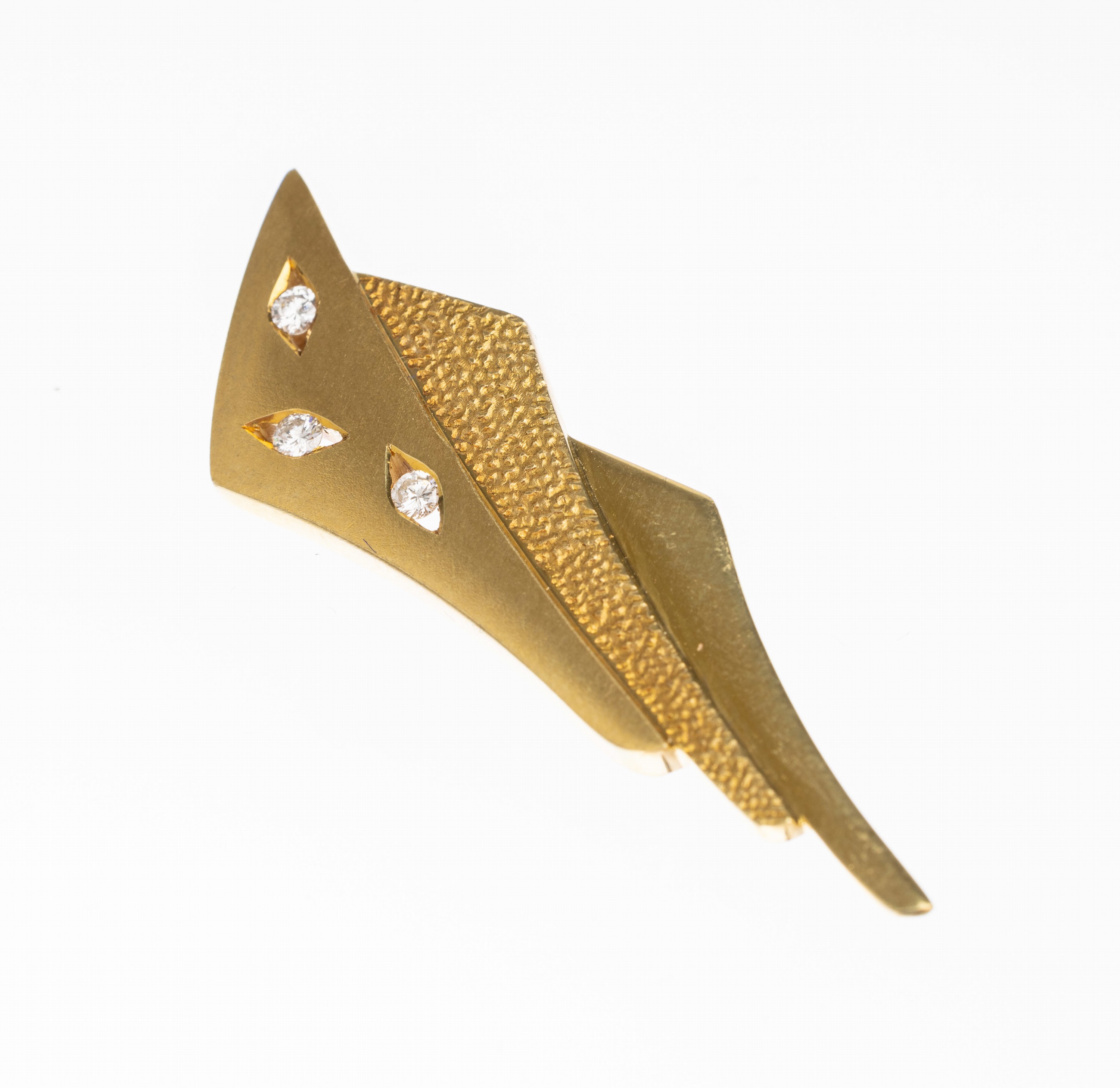 14 kt Gold Brillant Anhänger, GG 585/000, ausgefallene Form, sat., punz. und pol., Brillanten zus. ca. 0.15 ct Weiß/si, L. ca. 5 cm, ca. 12 g