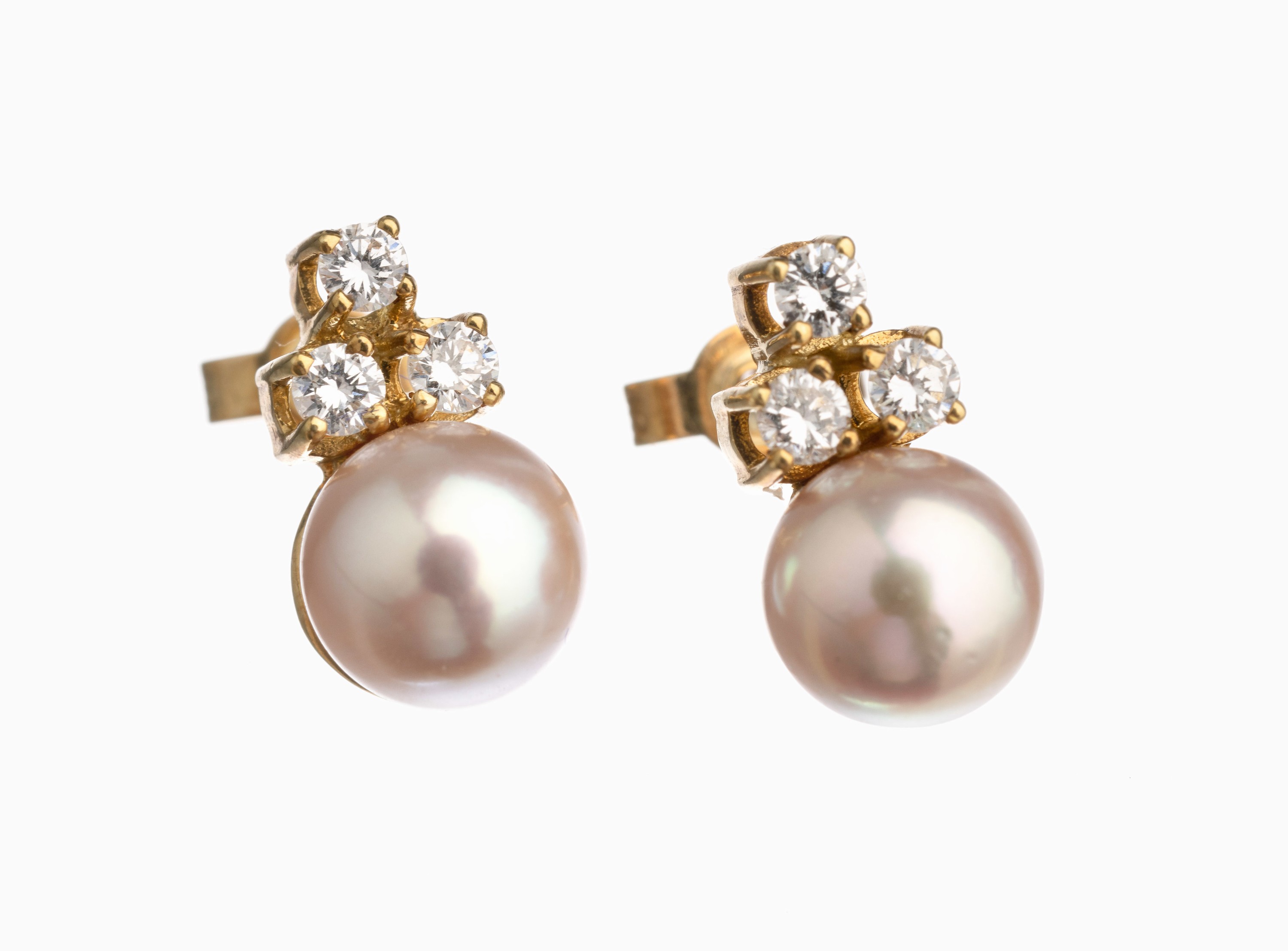 Paar 14 kt Brillant-Zuchtperl-Ohrstecker, GG 585/000, 2 rosef. Akoyazuchtperlen, D. ca. 7.2 mm, 6 Brillanten zus. ca. 0.30 ct feines Weiß/vs, ca. ...