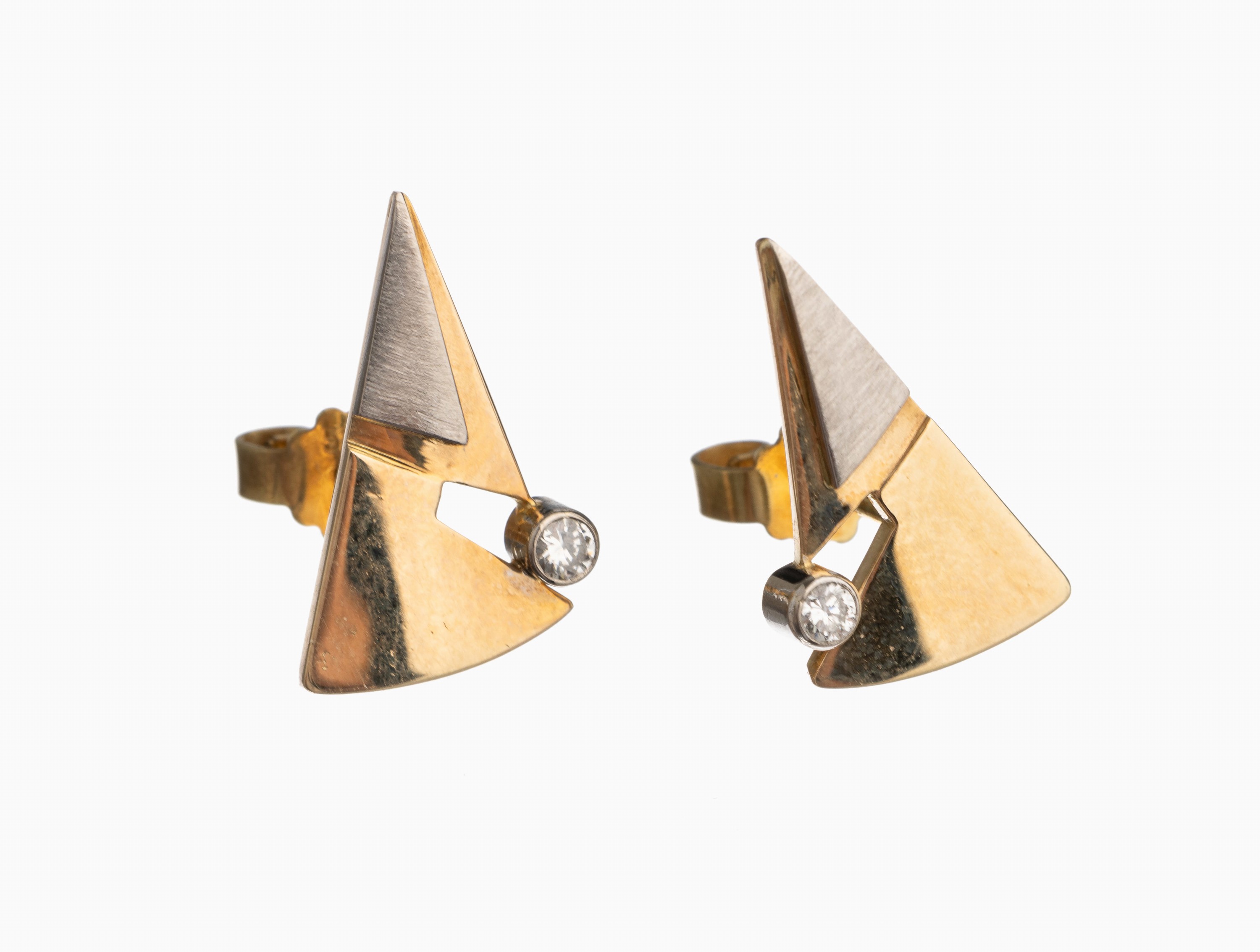Paar 14 kt Gold Brillant Ohrstecker, GG/WG 585/000, 2 Brillanten zus. ca. 0.10 ct feines Weiß/vs, ca. 3.4 g