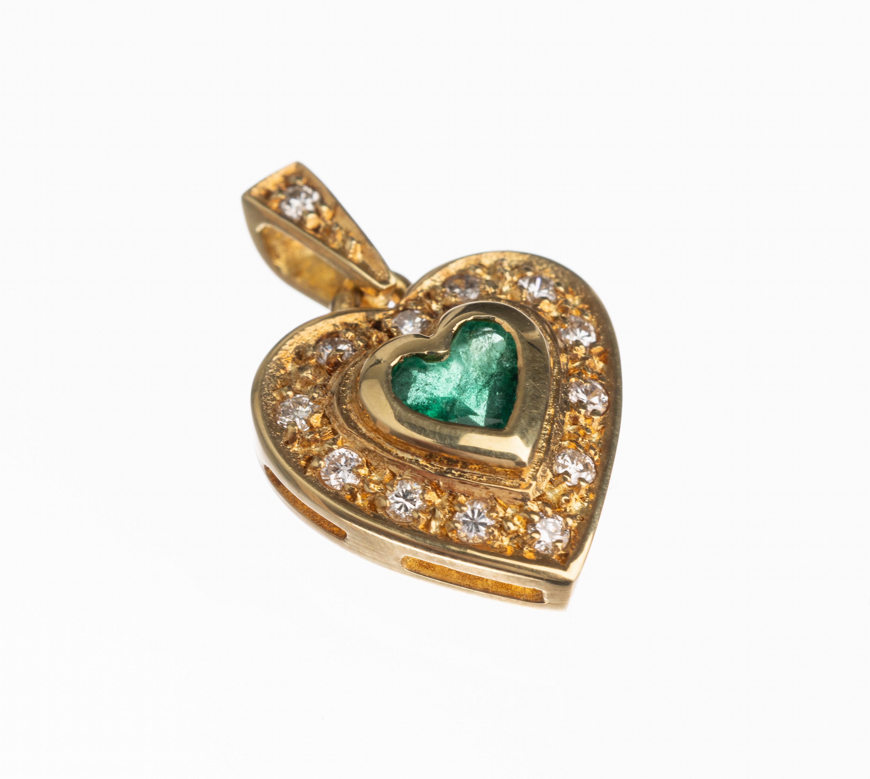 14 kt Gold Smaragd-Brillant Anhänger "Herz", GG 585/000 (gepr.), facett. Smaragdherz ca.0.20 ct umgeben von 13 Brillanten zus. ca. 0.10 ...