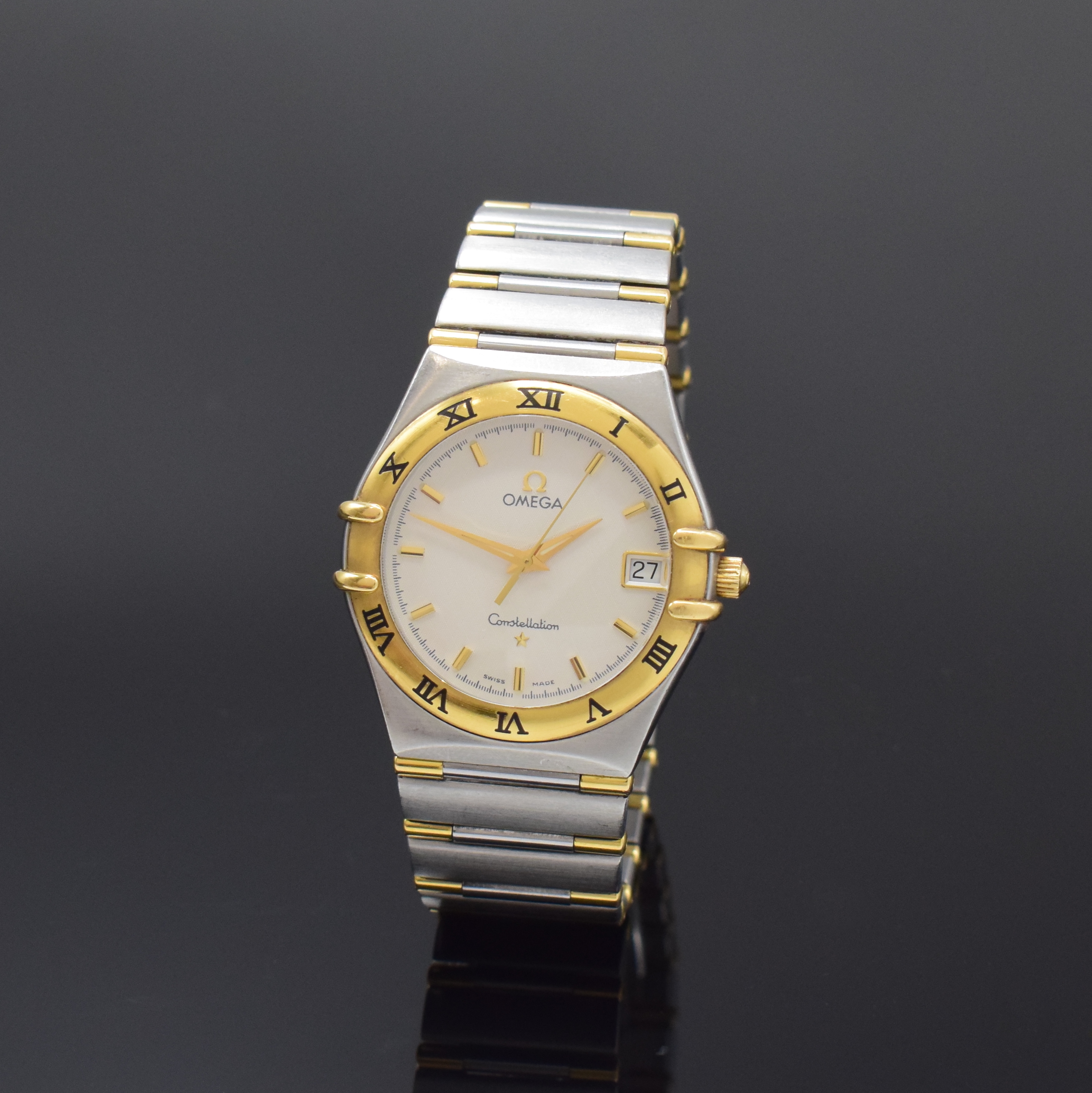 OMEGA Herrenarmbanduhr Serie Constellation Referenz 396.1201, Schweiz um 2002, Edelstahl/Gold kombiniert inkl. Gliederband m. Faltschl., Boden m. ...
