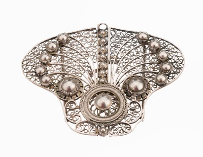 Image Belt buckle , Schwäbisch Gmünd approx. 1850s, silver (tested), suggested form ...