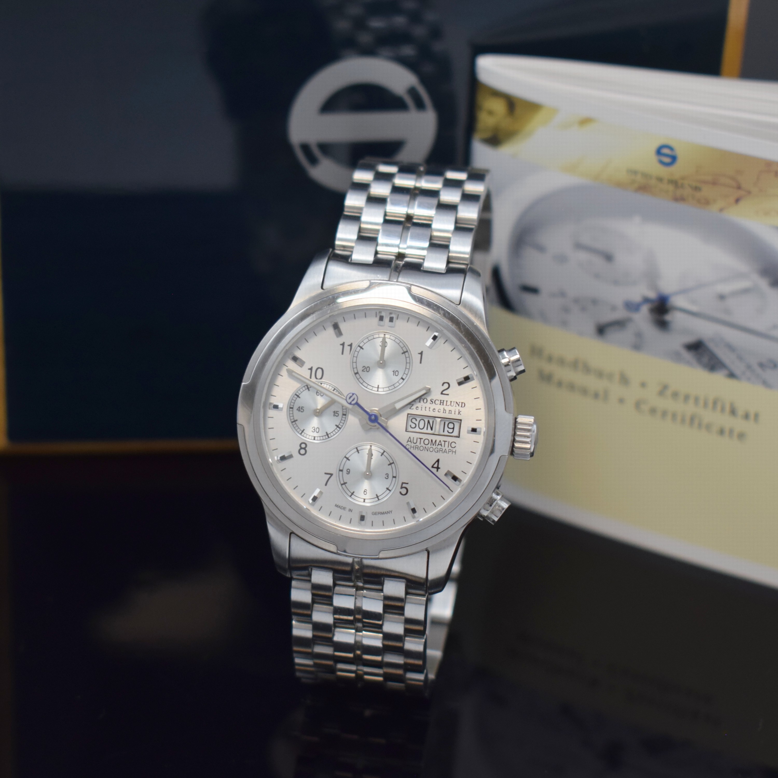 OTTO SCHLUND Travita Herrenchronograph in Stahl, Deutschland verk. lt. beil. Pap. 12/2019, Automatik, beids. vergl. Geh. inkl. orig. Gliederband m. ...