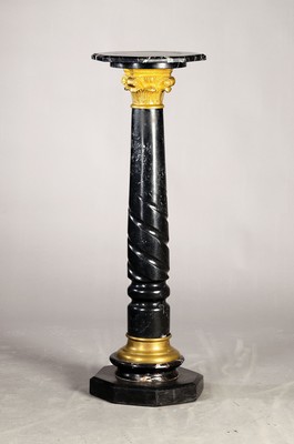 Image Große Marmorsäule, um 1900, schwarzer Stein, mit vergoldetem Kapitell auf ...