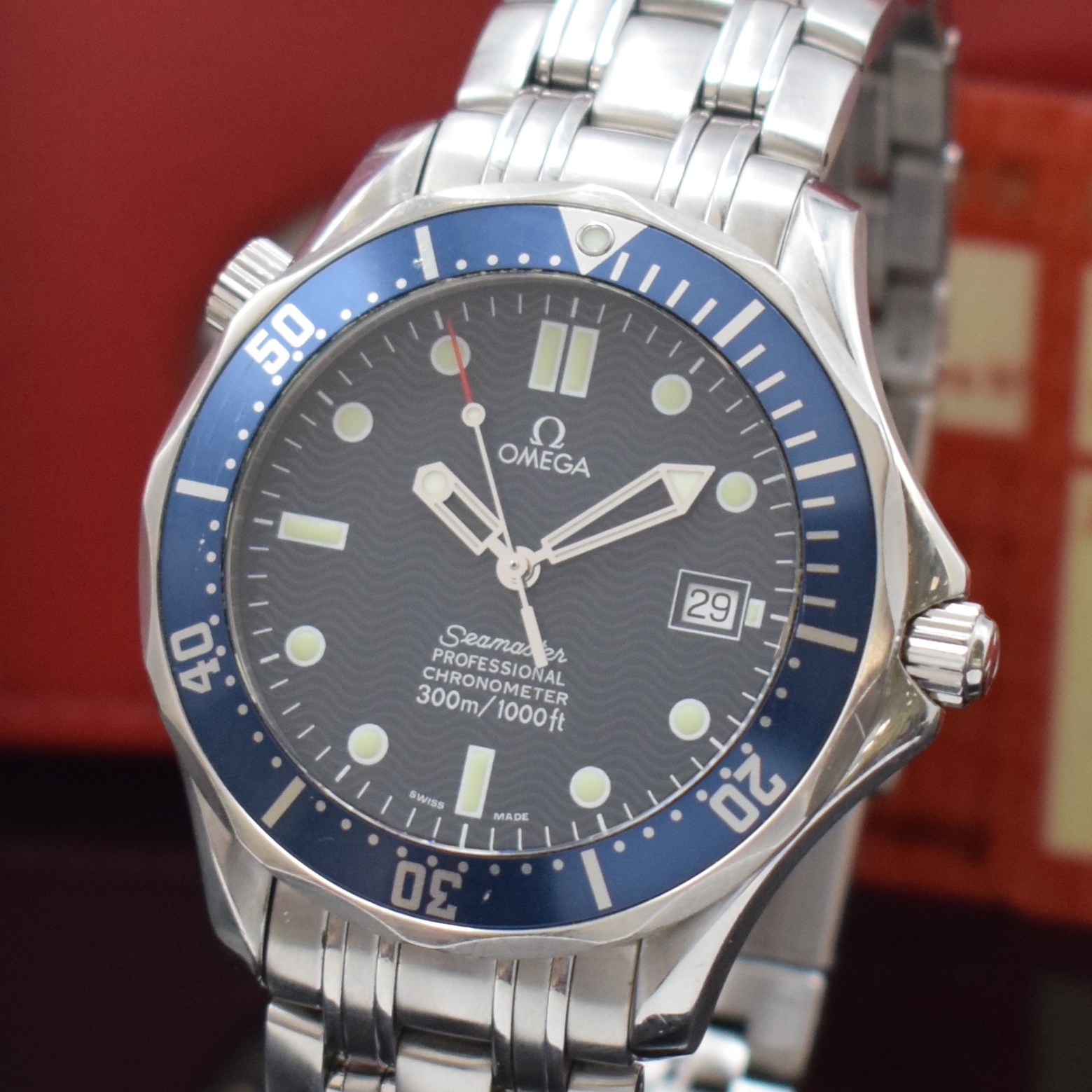 Detail a: OMEGA Seamaster Professional Chronometer Herrenarmbanduhr in Stahl Referenz 25318000,Schweiz lt. Pap. verk. 01/2003, Automatik, verschr. Geh., orig. ...