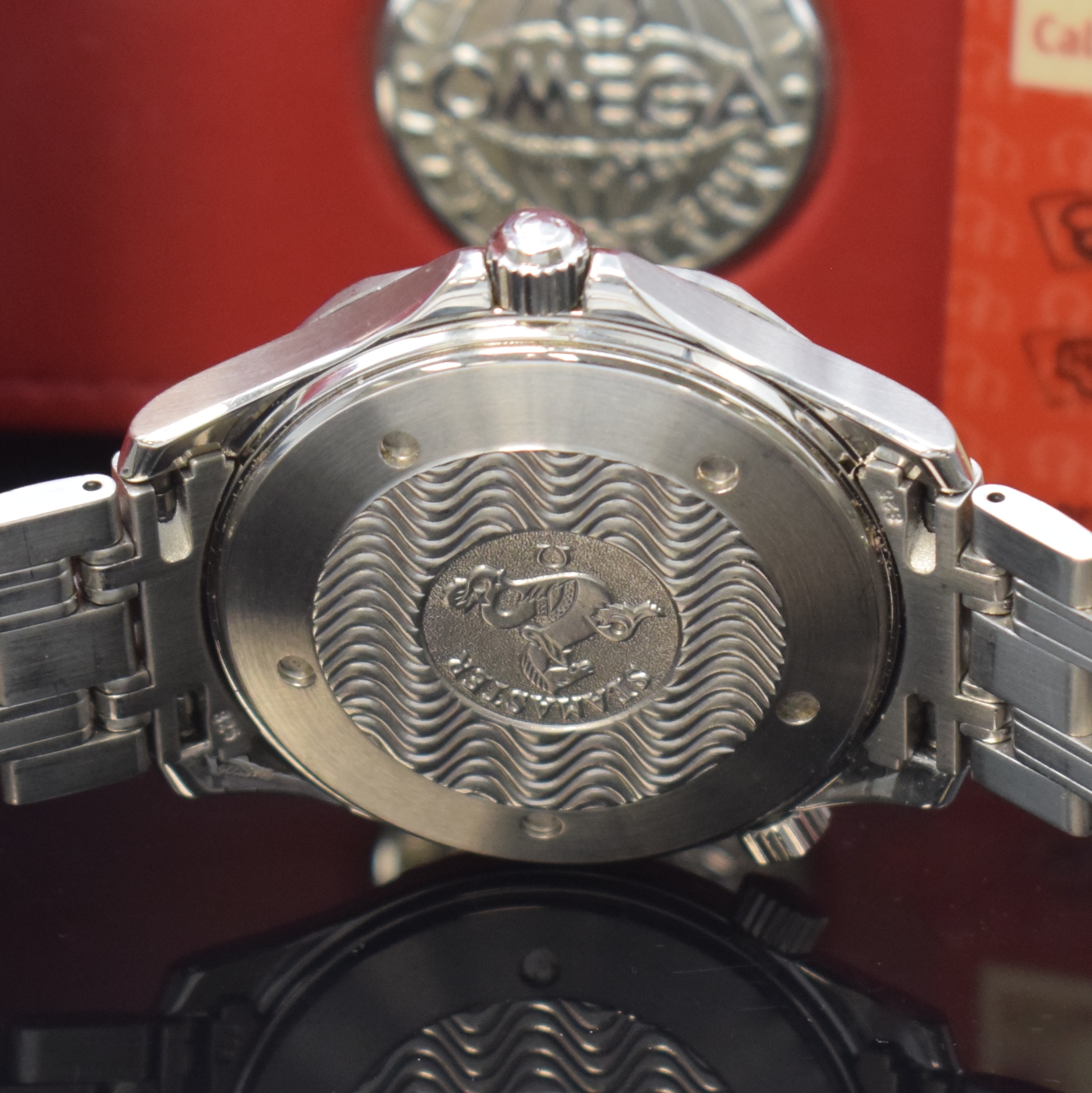 Detail d: OMEGA Seamaster Professional Chronometer Herrenarmbanduhr in Stahl Referenz 25318000,Schweiz lt. Pap. verk. 01/2003, Automatik, verschr. Geh., orig. ...