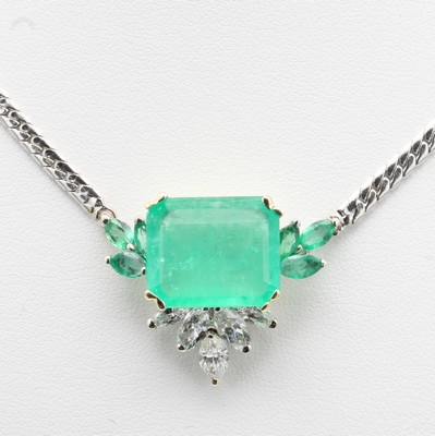 Image Collier mit Smaragden und Diamanten