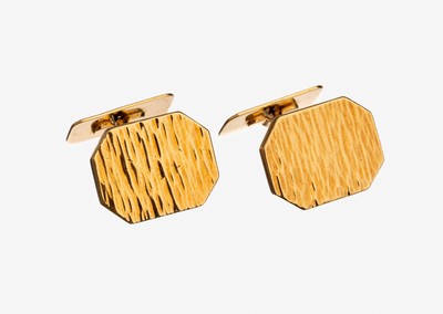 Image Pair of 18 kt gold cufflinks , approx. 17.1 g, YG 750/000, struct., eagle head mark