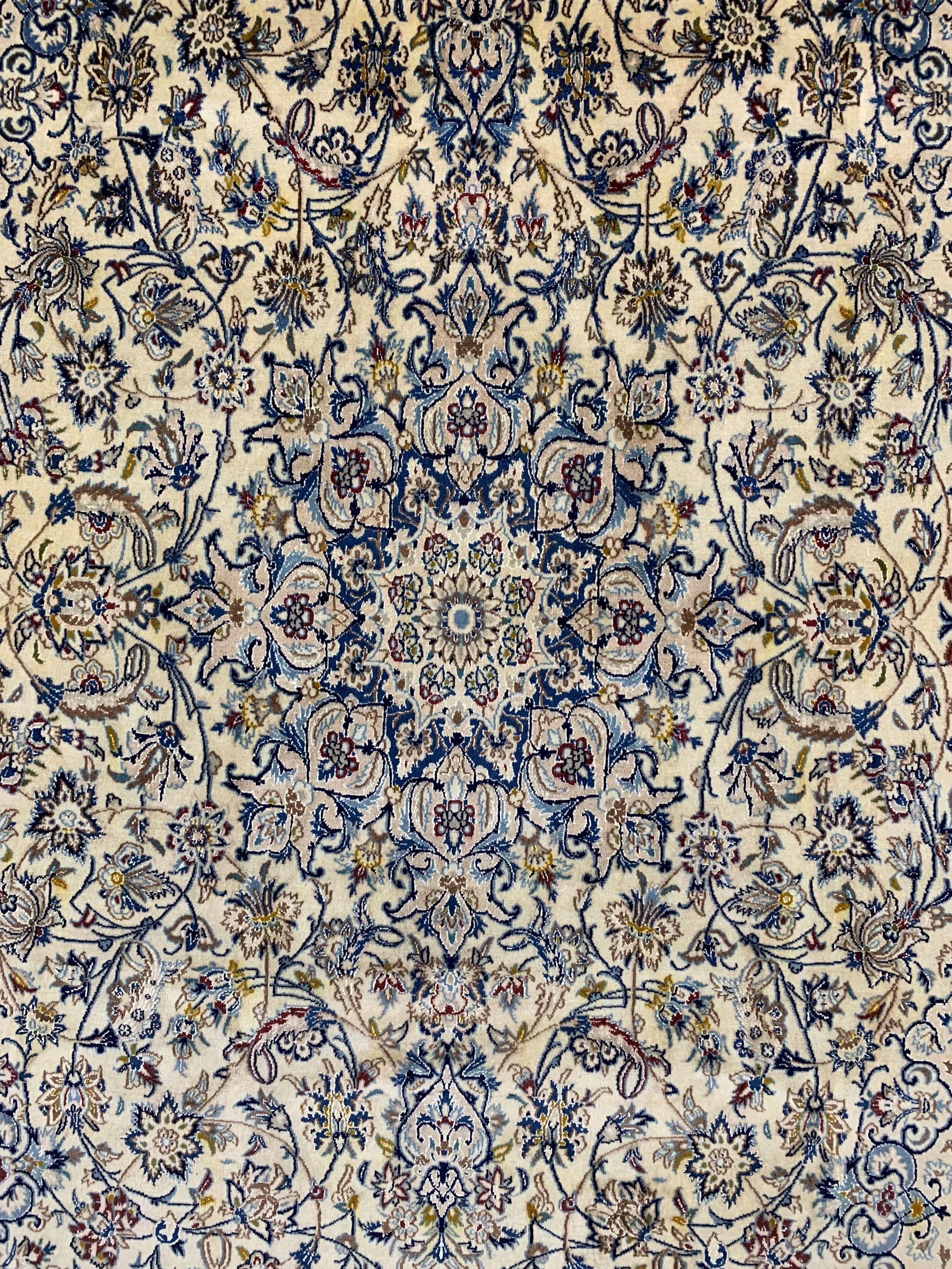 Detail b: Nain fein(9 La), Persien, Mitte 20.Jhd, Korkwolle mit Seide, ca. 336 x 193 cm, EHZ: 2
