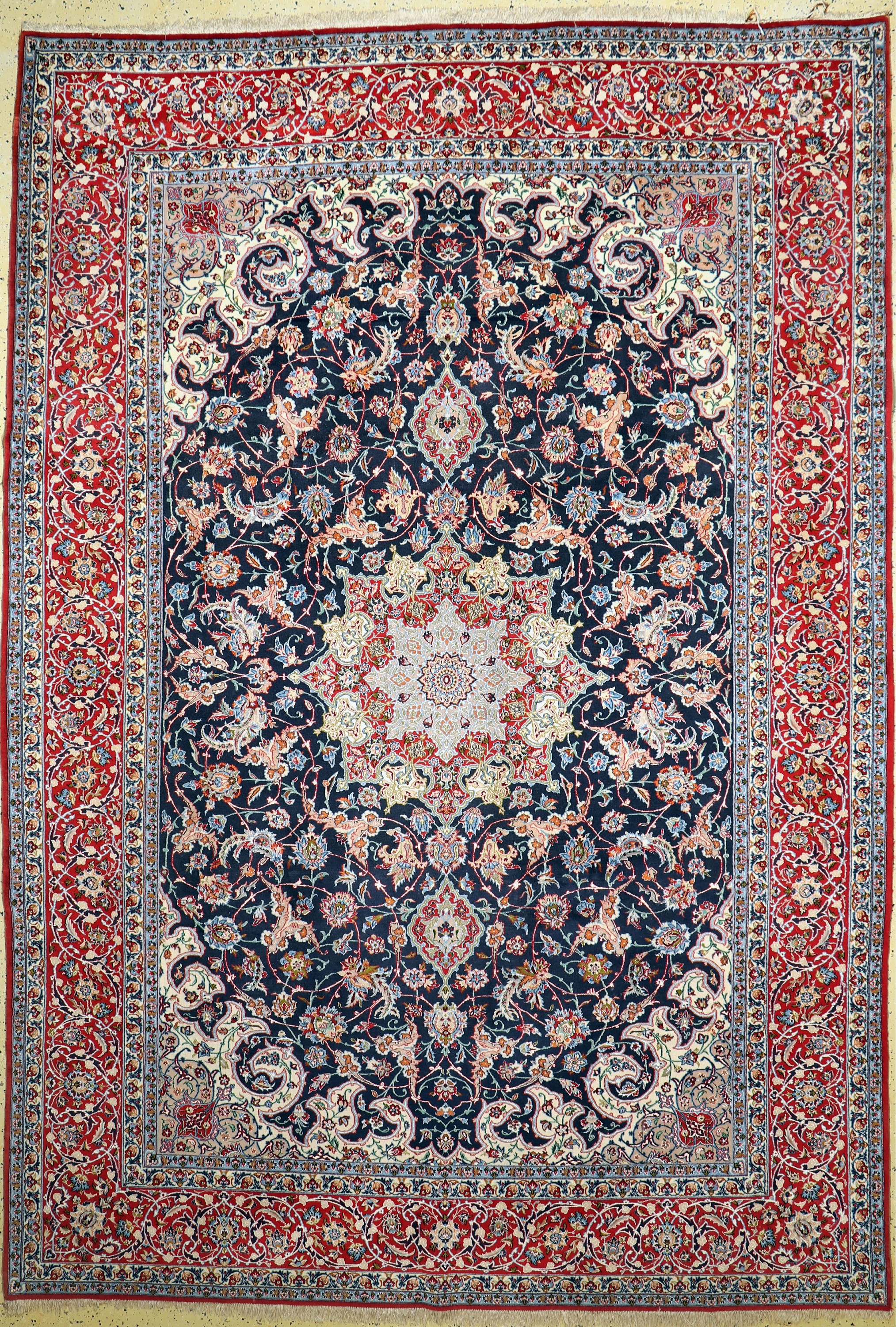 Esfahan fein, Persien, Mitte 20.Jhd, Korkwolle mit Seide, ca. 346 x 238 cm, EHZ: 2