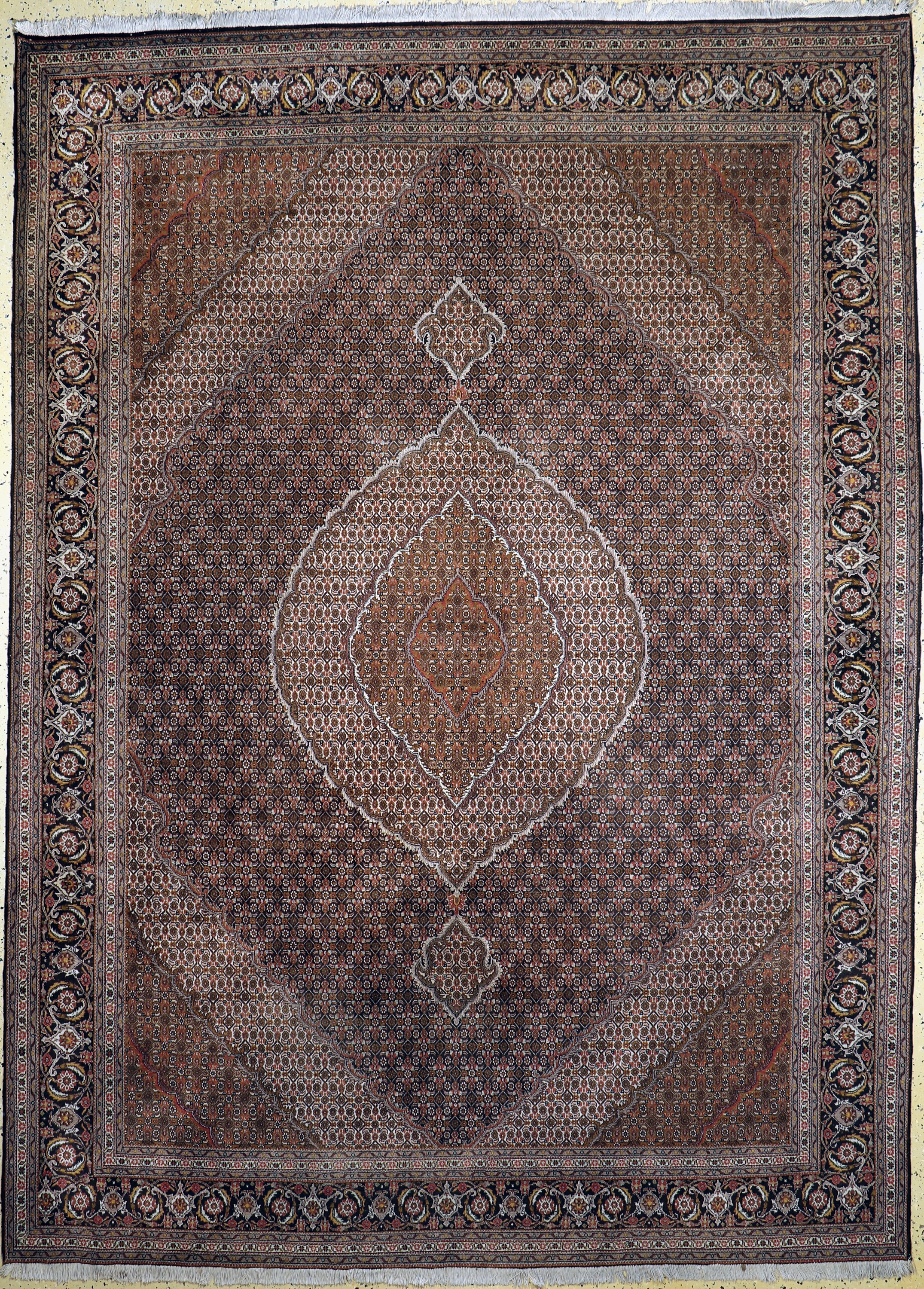 Täbriz (40 Raj), Persien, Ende 20.Jhd, Wolle auf Baumwolle, ca. 342 x 246 cm, EHZ: 2