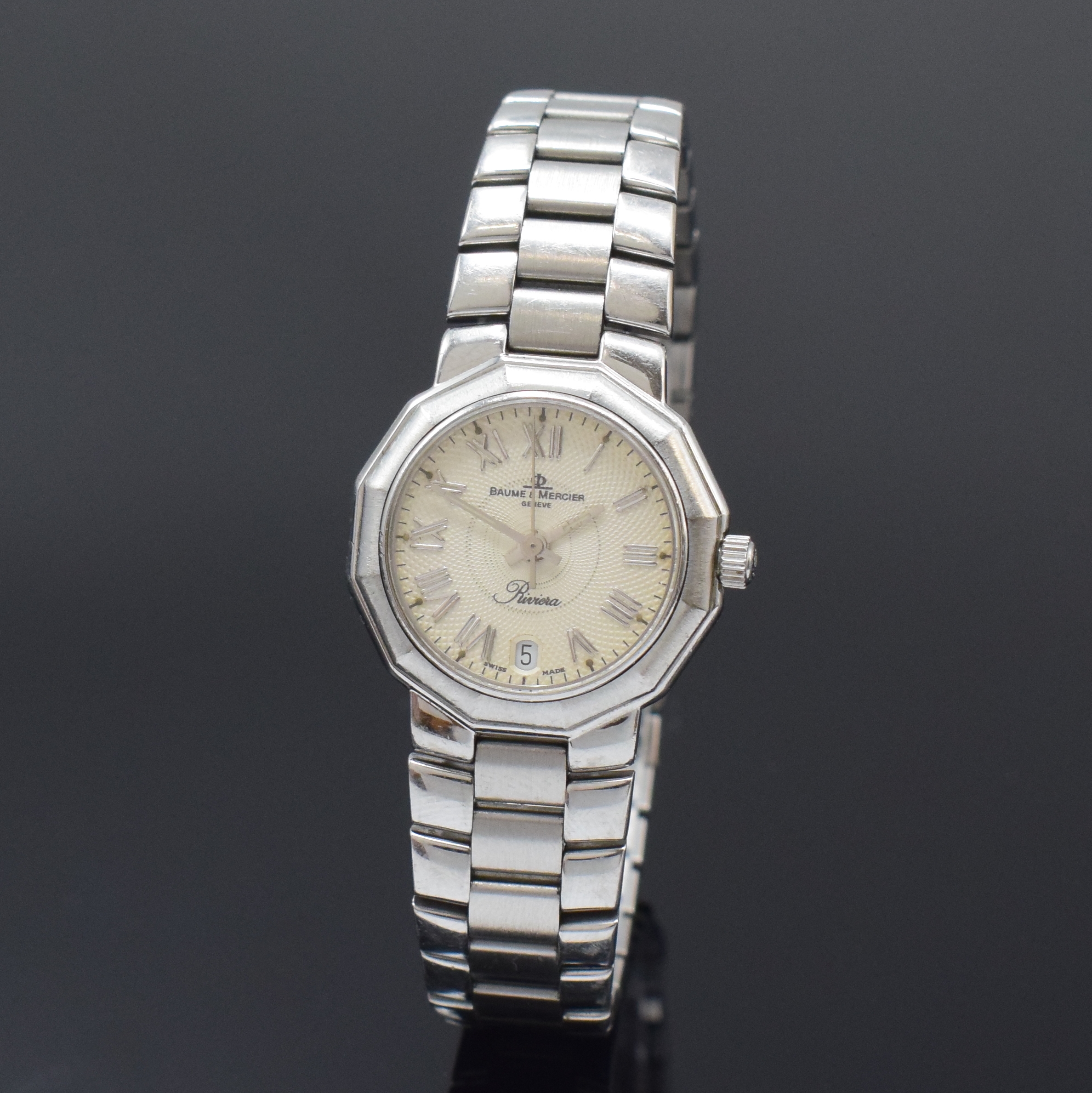 BAUME & MERCIER Riviera Damenarmbanduhr in Stahl Referenz 5231, Schweiz um 1990, quarz, Gliederband m. Faltschl., Boden geschr., silb., guill. ...