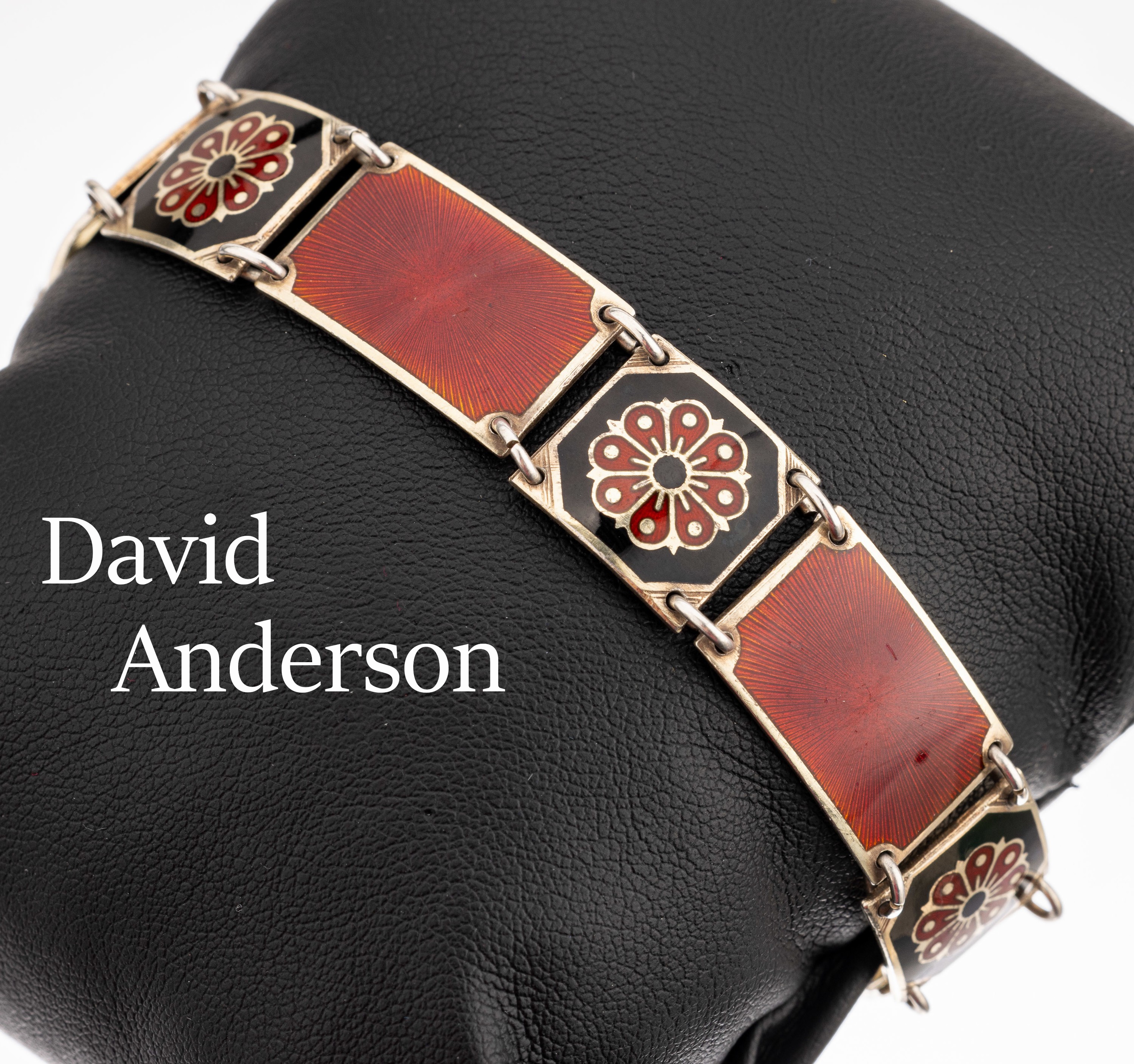 David Anderson Emailarmband, Silber verg., Platten braun und floral braun schwarz emaill., L. ca. 20 cm, Kastenschloss, sign.