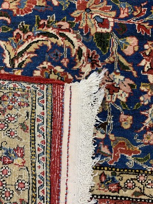 26786404e - Qum old, Persia, mid-20th century, wool on cotton, approx. 201 x 141 cm, condition: 2-3. Rugs, Carpets & Flatweaves