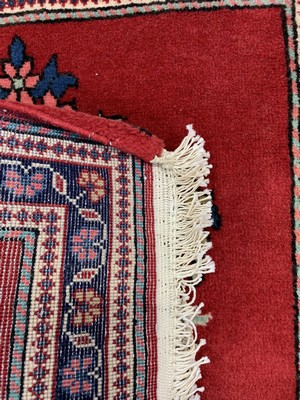26786411d - 3 lots of Qum & Saruk, Persia, end of 20th century, wool on cotton, approx. 67 x 89 cm, condition: 2. Rugs, Carpets & Flatweaves