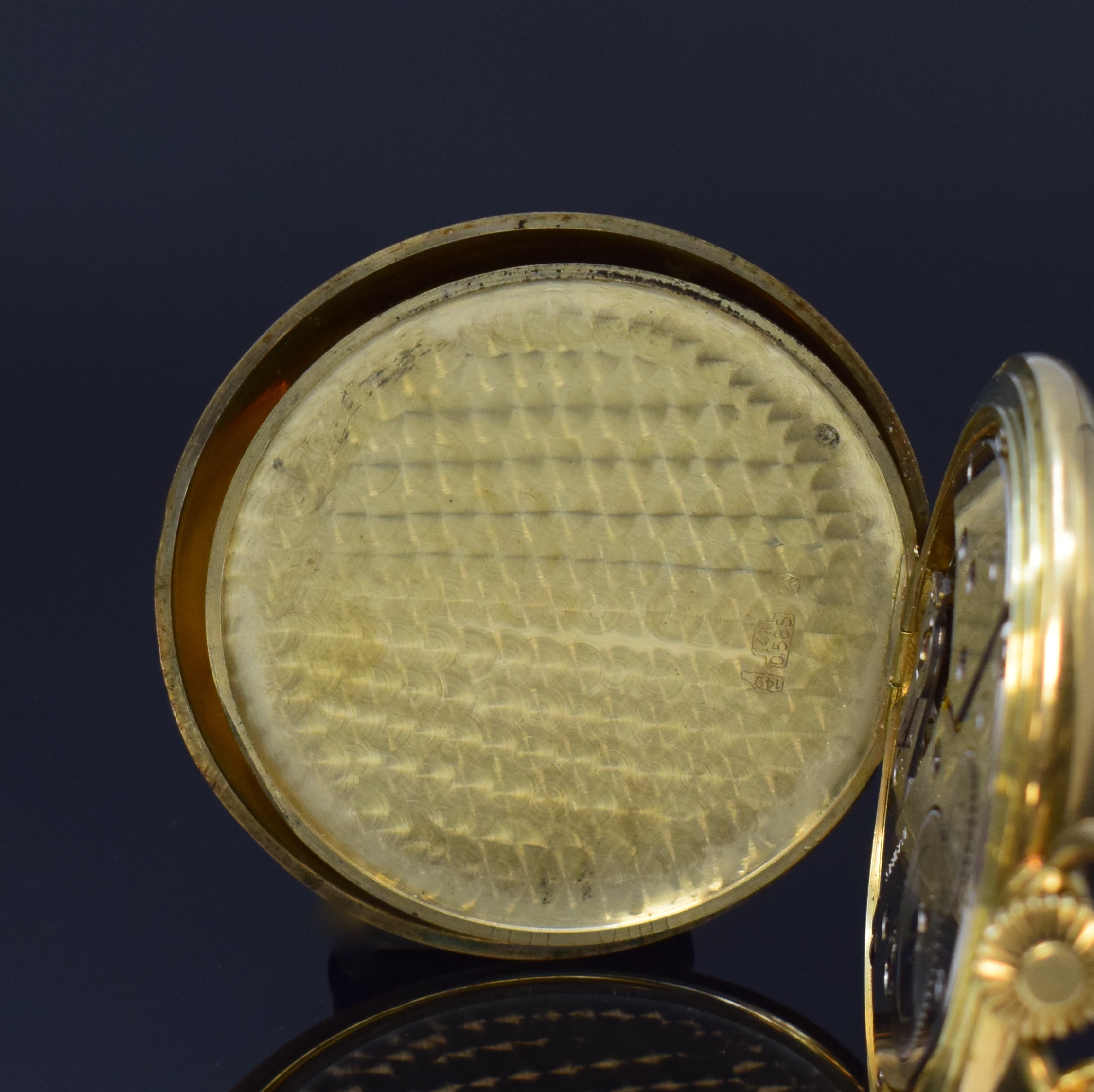 Detail e: STOWA Herrensavonette in GG 585/000 mit Kette in GG 750/000, Deutschland/Schweiz um 1960, glattes 3-Deckel-Goldgeh., silb. Zifferbl. m. gold. ...