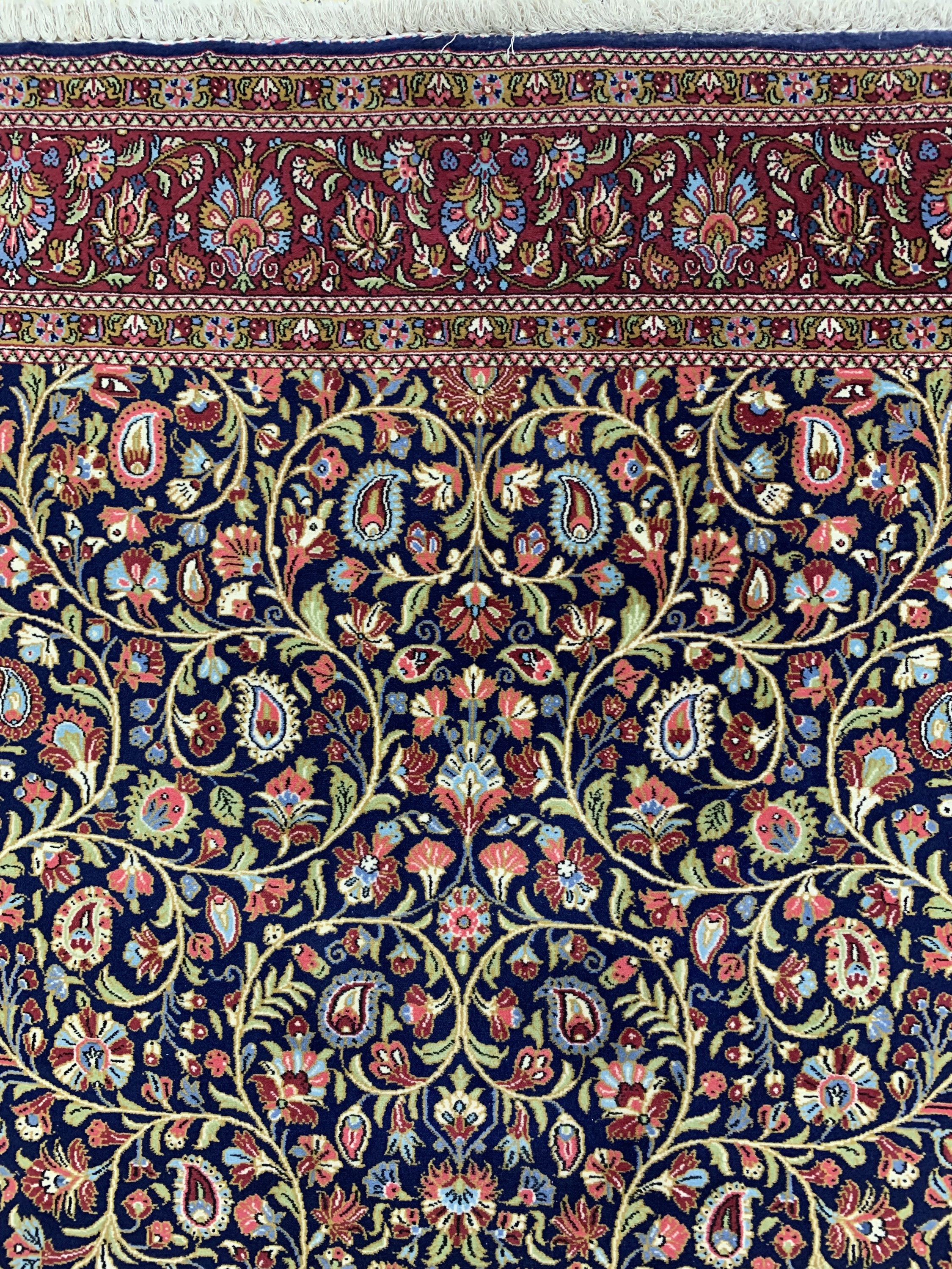 Detail c: Ghom Kork fein, Persien, Mitte 20.Jhd, Korkwolle auf Baumwolle, ca. 207 x 138 cm, EHZ: 2