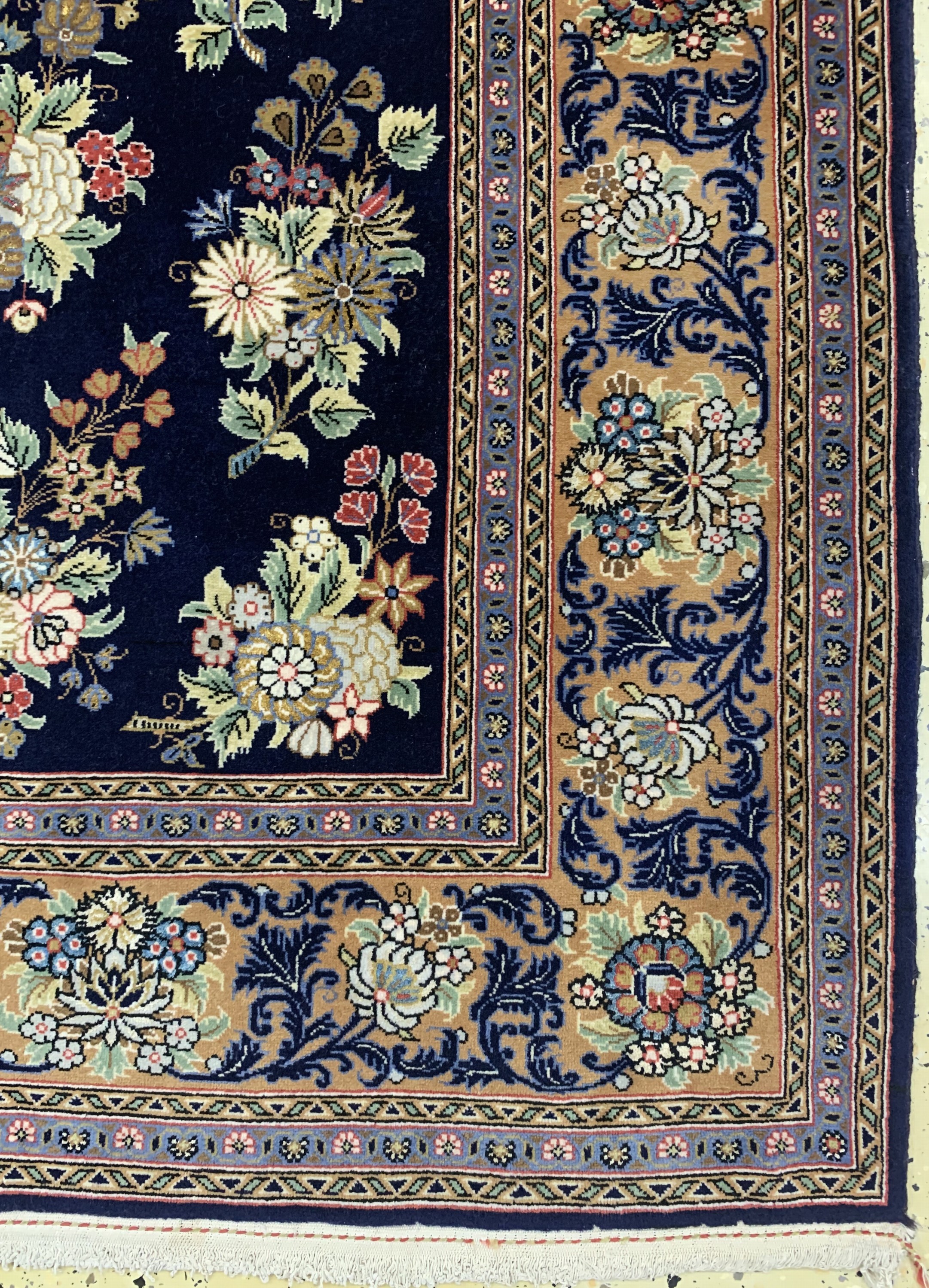 Detail a: Ghom Kork fein, Persien, Mitte 20.Jhd, Korkwolle mit Seide, ca. 212 x 150 cm, EHZ: 2