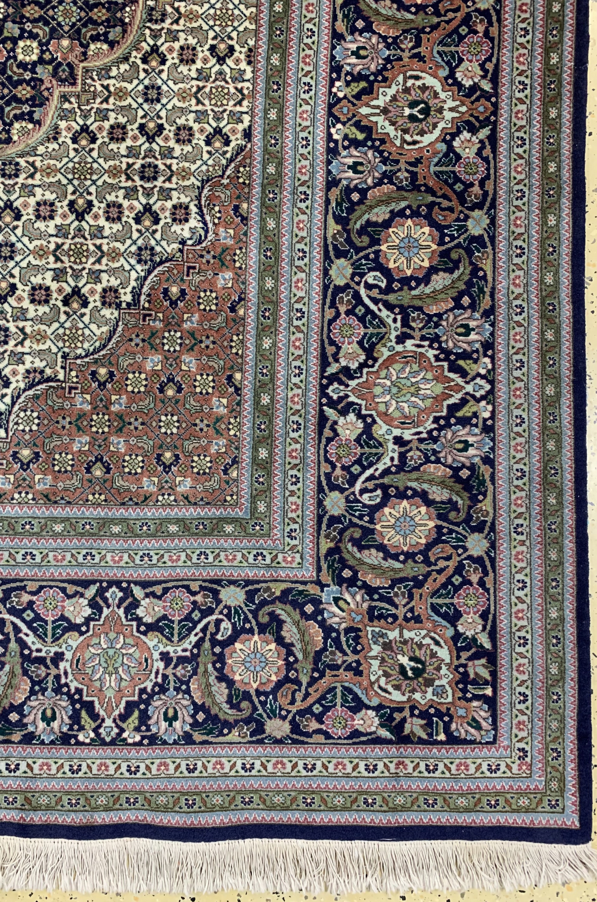 Detail a: Täbriz"Mahi"fein(50 Raj), Persien, Mitte 20.Jhd, Korkwolle auf Baumwolle, ca. 387 x 290cm, ca. 500.000 Kn/qm, EHZ: 2