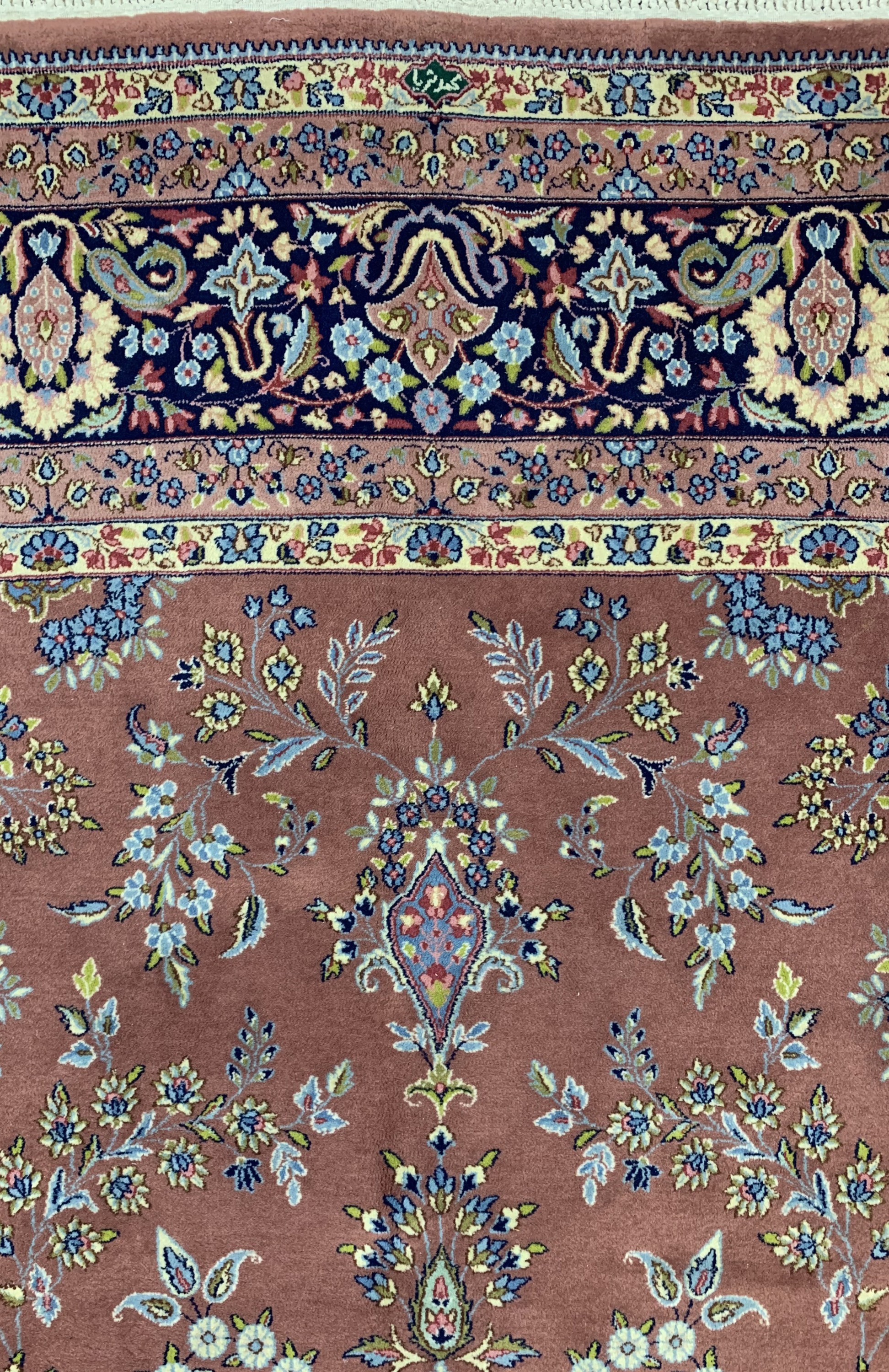Detail c: Kerman fein Persien, signiert, Ende 20.Jhd,Wolle auf Baumwolle, ca. 390 x 302 cm, EHZ: 2,(Minimaler Mottenfraß am Rand).