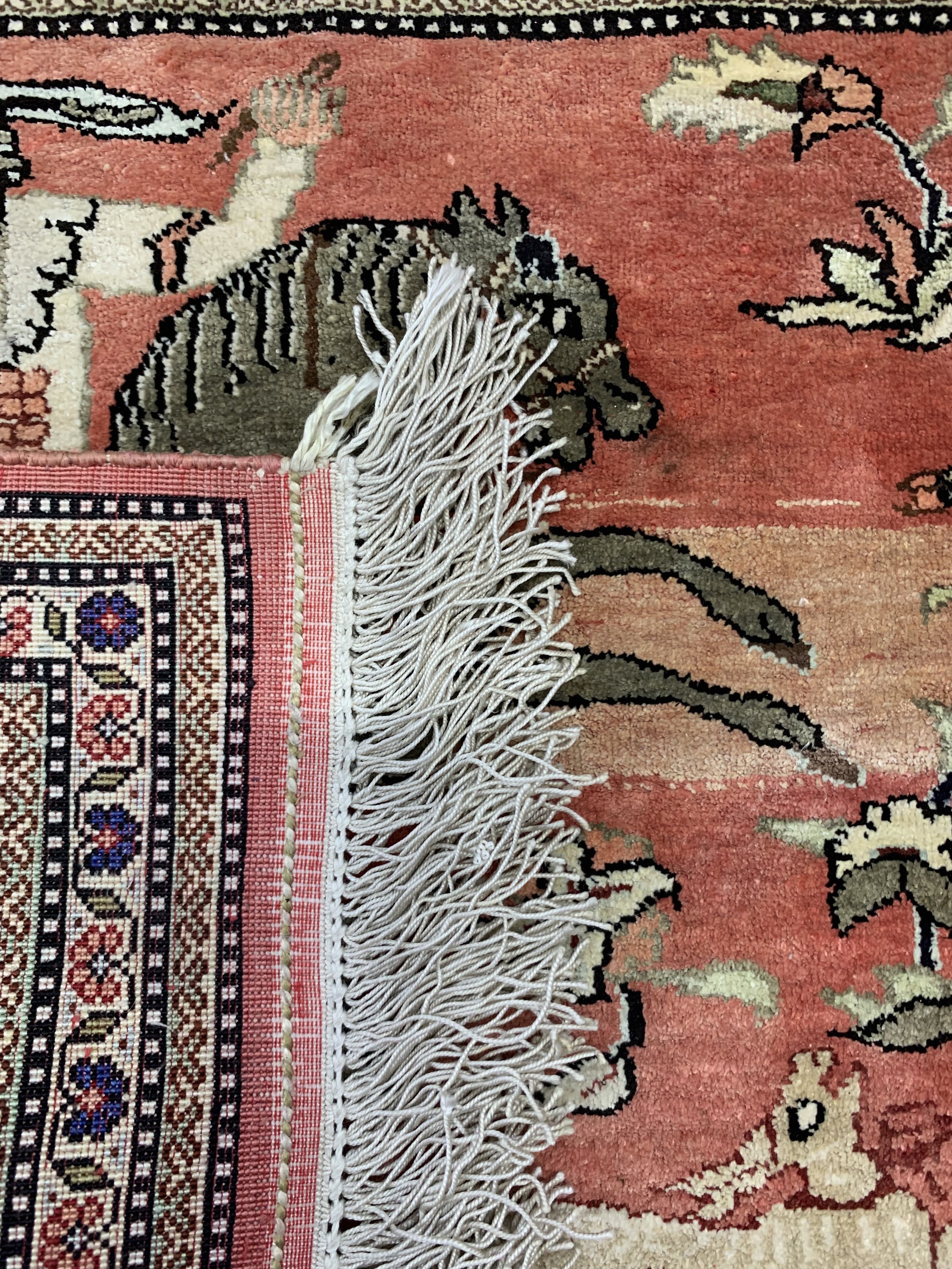 Detail e: 1 paar Ghom Seide, Persien, Mitte 20.Jhd, reine Naturseide, ca. 158 x 104 cm, ca. 83 x 50 cm, EHZ: 2