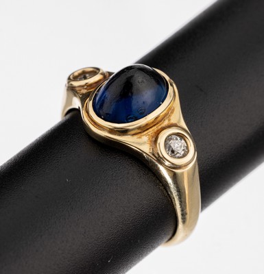 Image 14 kt Gold Diamant-Ring, GG 585/000, blaues Glas-Cabochon, 2 Altschliff-Diam. zus. ca. ...