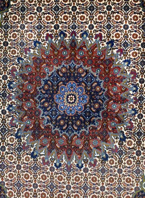 26786747b - Moud, Persia, late 20th century, wool on cotton, approx. 193 x 193 cm, condition: 2 (old moth trails on edge). Rugs, Carpets & Flatweaves