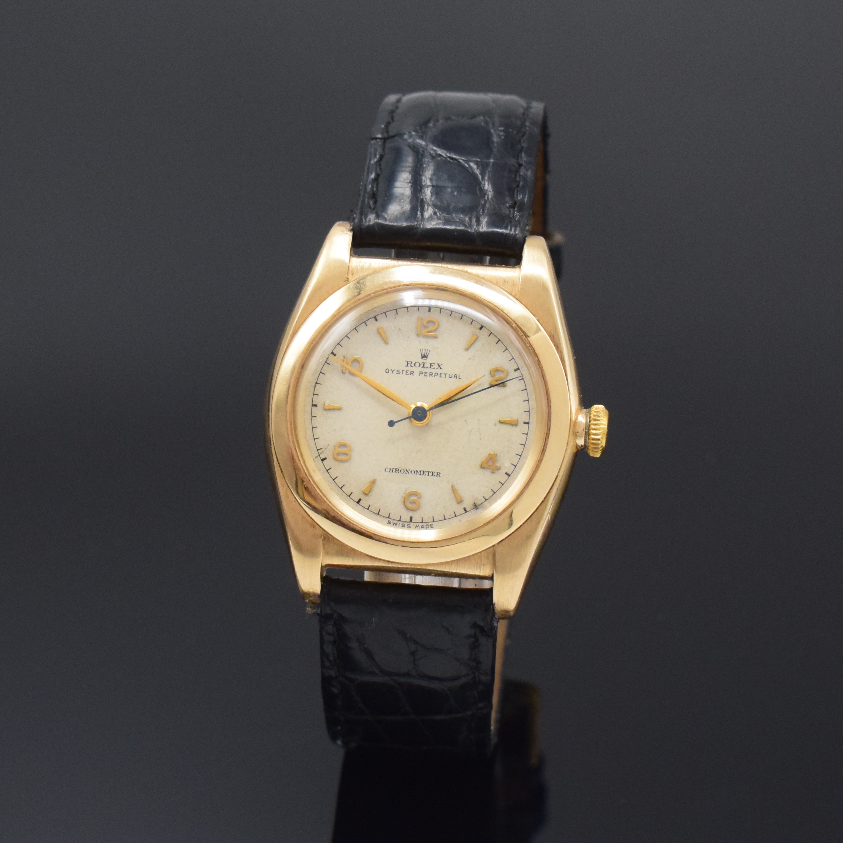 ROLEX Bubble Back Chronometer Herrenarmbanduhr in RoseG 585/000 Referenz 3131, Schweiz um 1946, Automatik, verschr. Geh. m. glatter Lünette, ...