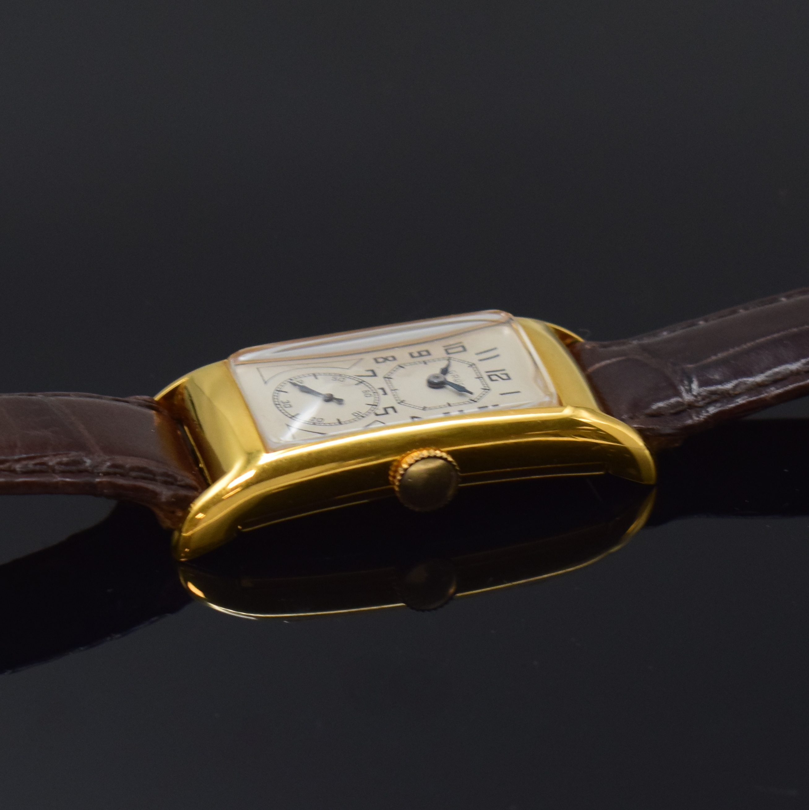 Detail b: GRUEN Duo-Dial rechteckige Armbanduhr 10k GG- Filled, Schweiz/USA um 1936, rectangulär, M. ca. 43 x 21 mm, Boden aufgedr., in sich gewölbt, ...