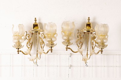 Image 26786891 - Pair of wall chandeliers, probably Barovier & Toso, 80/90s, gilt metal gear with leaves, blossoms on colorless glass with powdered goldmica, three small bell flower shades, two large lily-shaped lamp shades, approx. 38x50cm