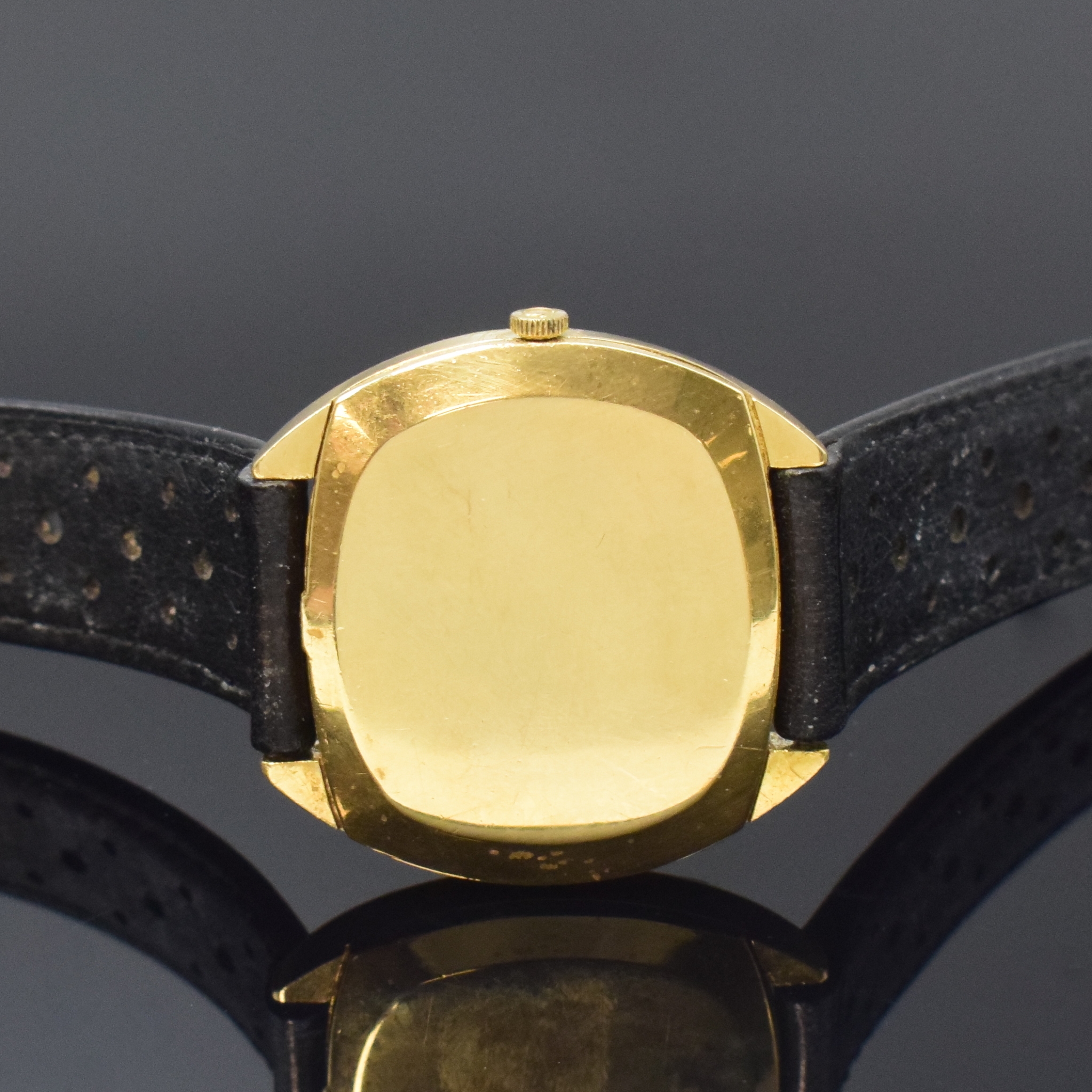 Detail d: OMEGA De Ville Herrenarmbanduhr in GG 750/000 Referenz 162047, Schweiz um 1970, Automatik, 2-teil. Geh. inkl. orig. Lederband m. orig. GG 375/000 ...