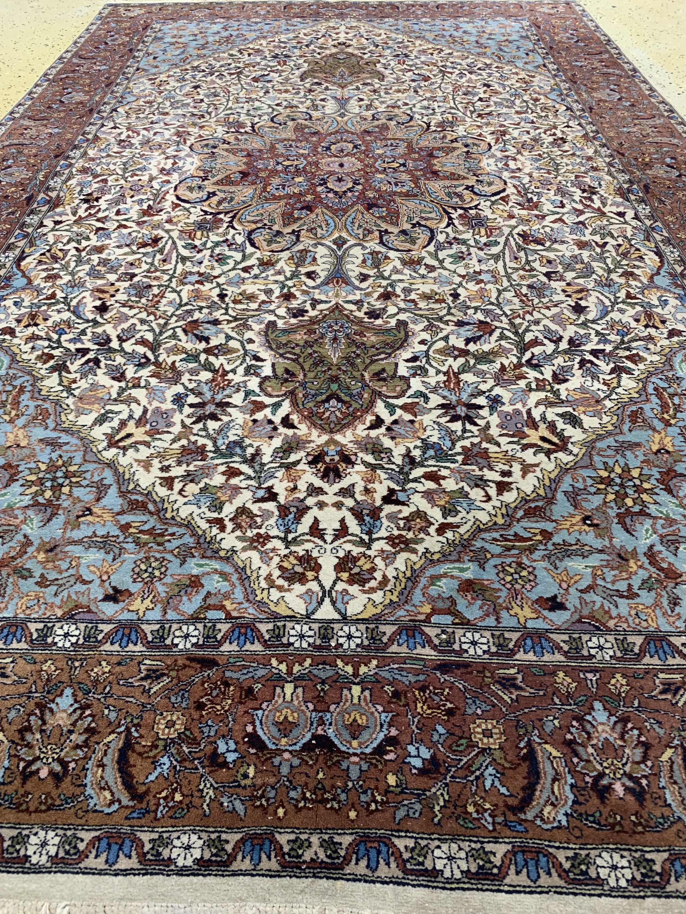 Detail d: Lahor fein, Pakistan, ca. 40 Jahre, Korkwolle auf Baumwolle, ca. 255 x 153 cm, EHZ: 2