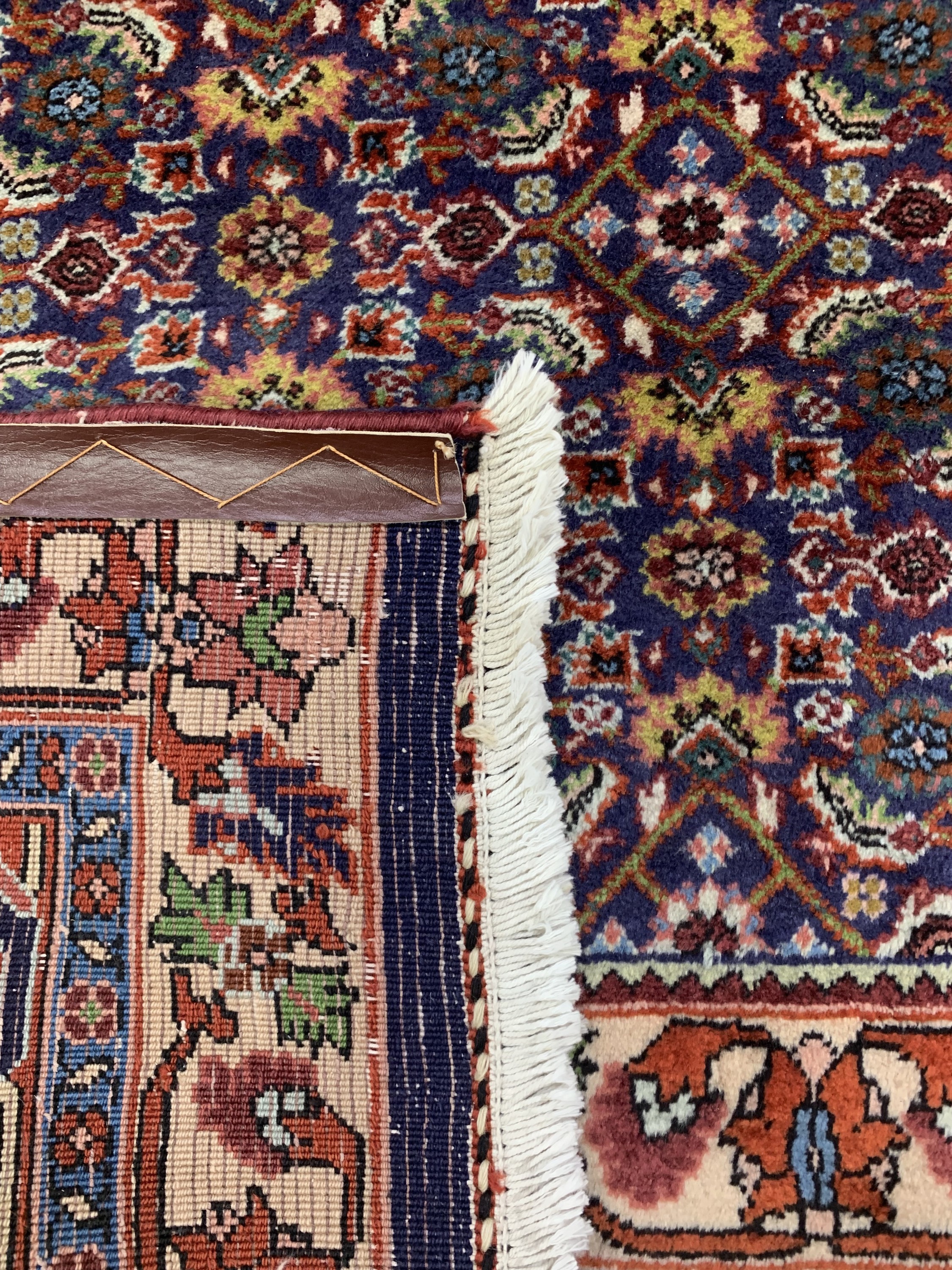 Detail f: Bidjar Kork alt, Persien, Anfang 20.Jhd, Korkwolle auf Baumwolle, ca. 440 x 340 cm, EHZ: 2