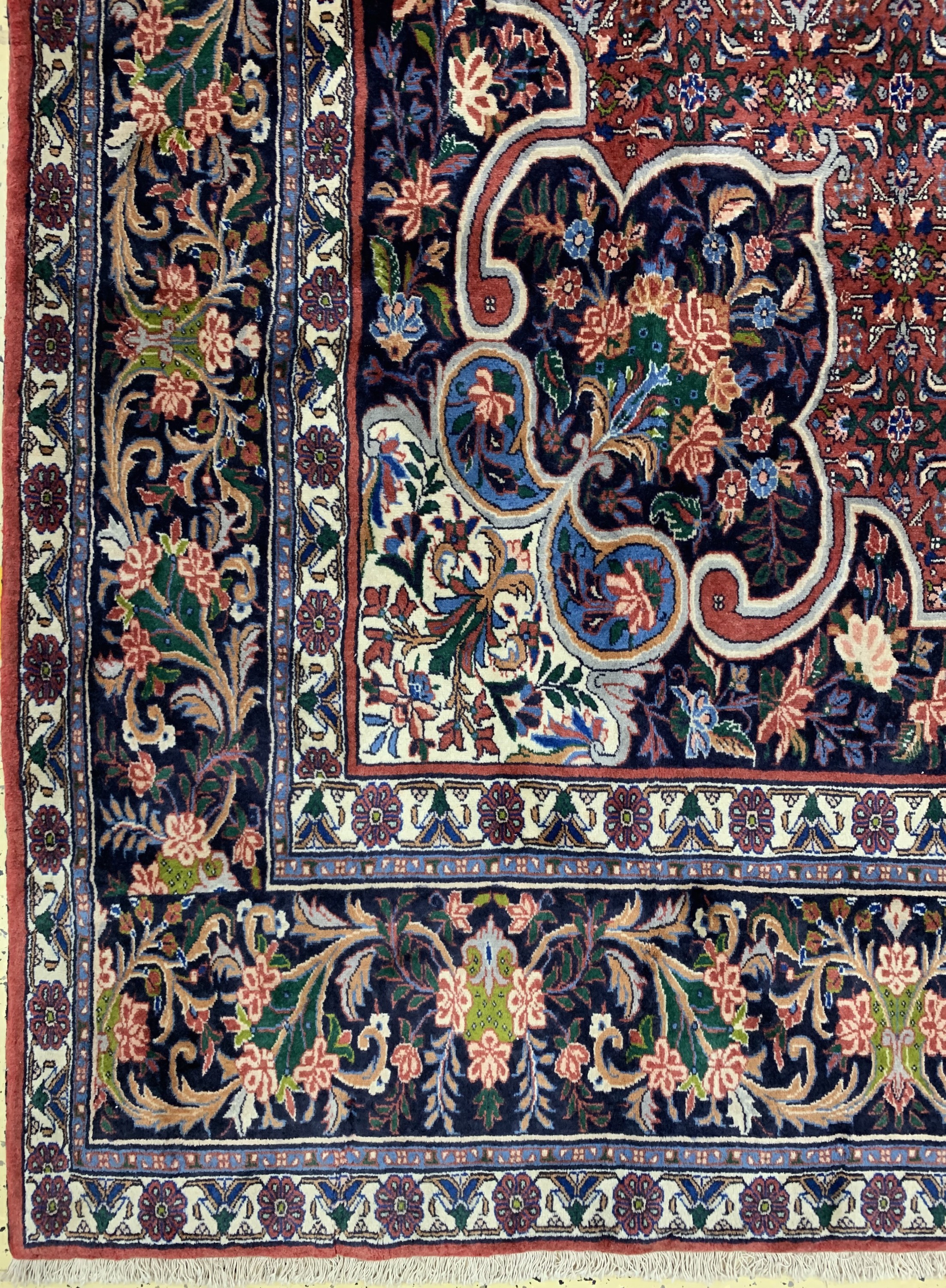Detail b: Rosenbidjar fein alt, Persien, Anfang 20.Jhd, Korkwolle auf Baumwolle, ca. 440 x 315cm, EHZ: 2