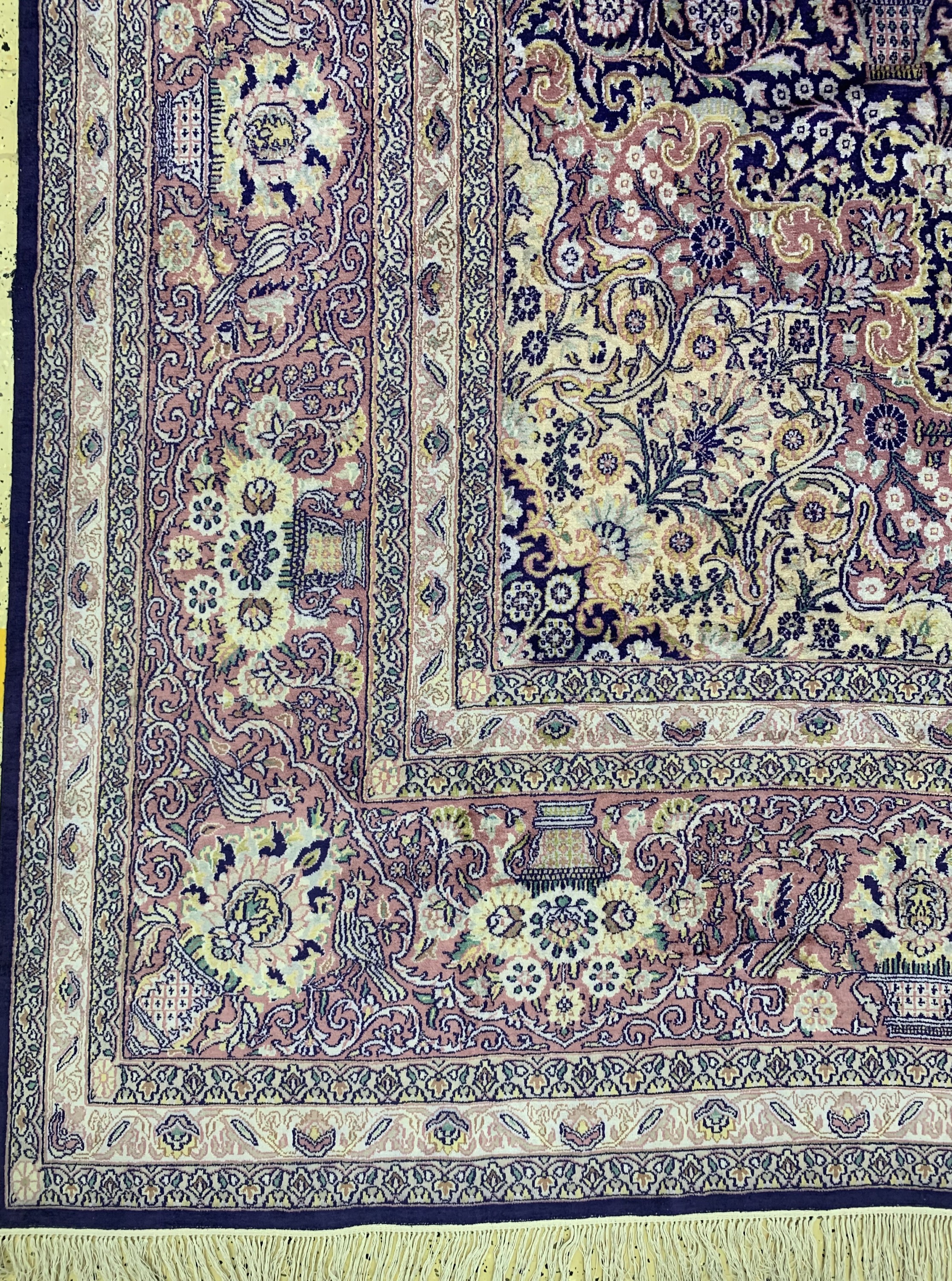 Detail b: Kaschmir, Indien, Ende 20.Jhd, merzerisierte Baumwolle, ca. 540 x 351 cm, EHZ: 2