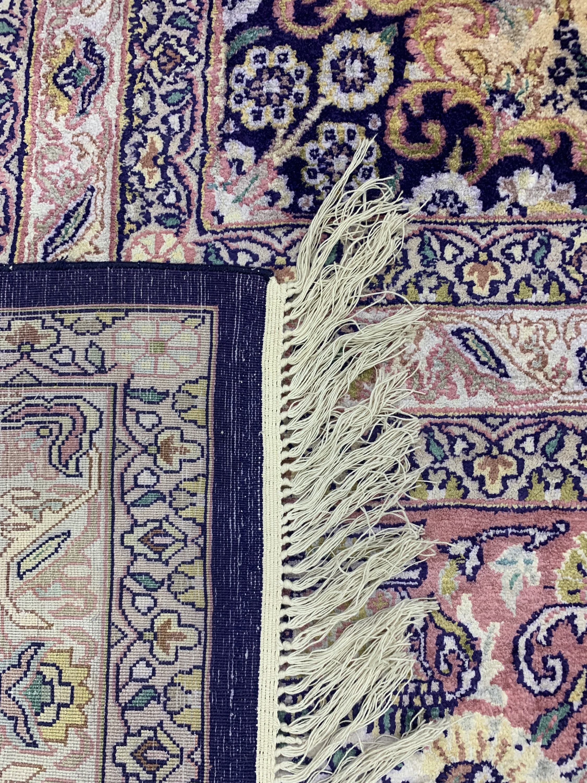 Detail i: Kaschmir, Indien, Ende 20.Jhd, merzerisierte Baumwolle, ca. 540 x 351 cm, EHZ: 2