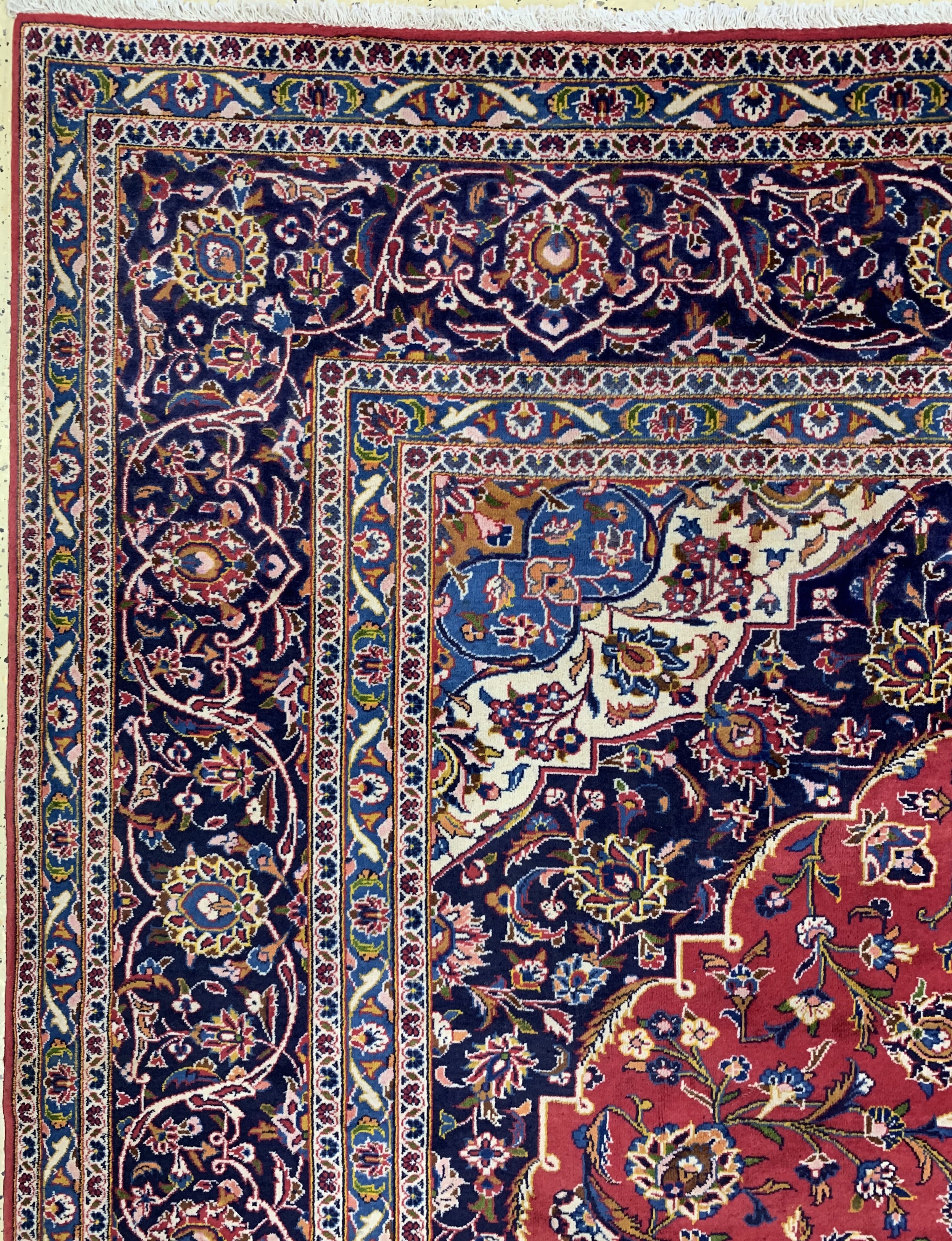 Detail d: Keschan, Persien, Ende 20.Jhd, Wolle auf Baumwolle, ca. 445 x 345 cm, EHZ: 2