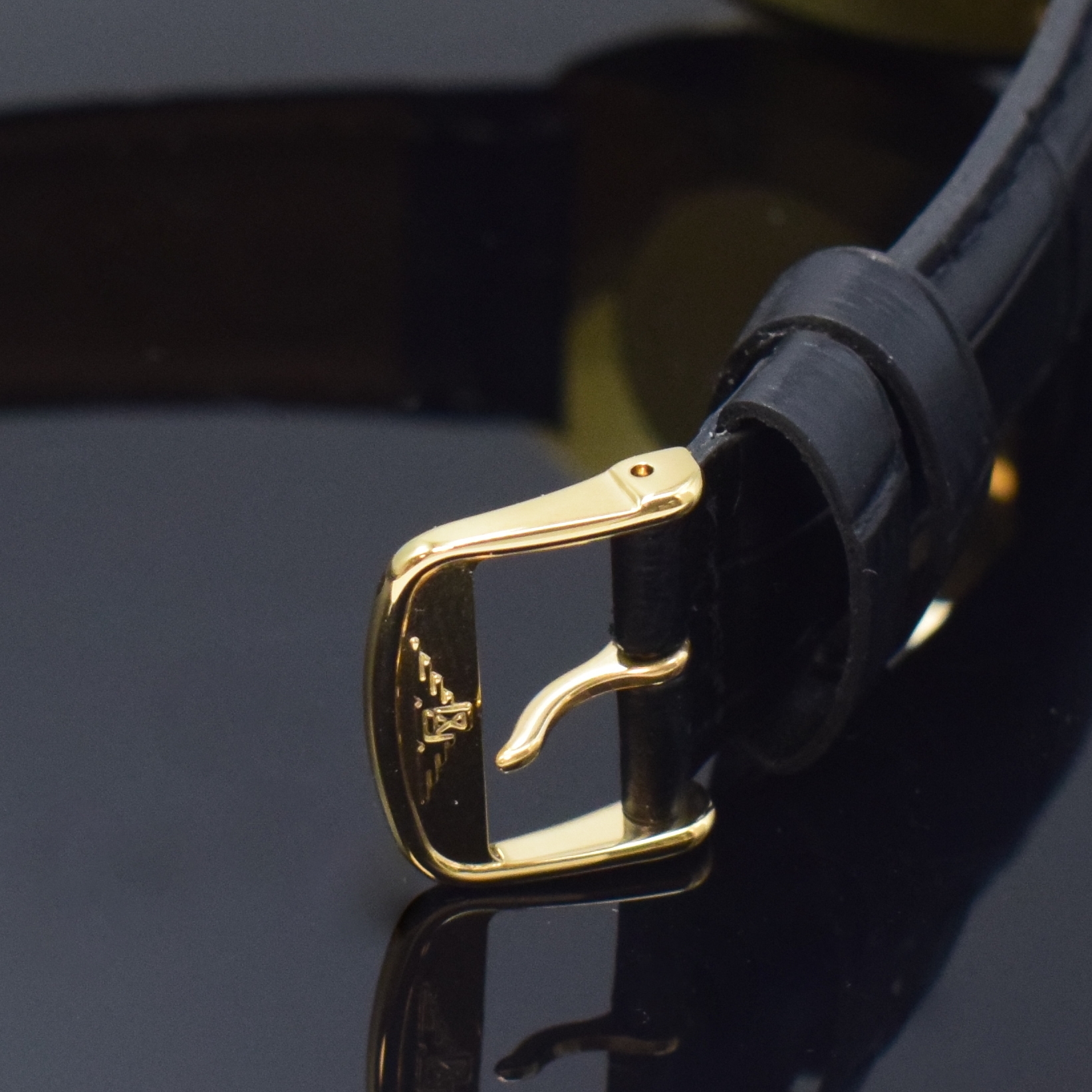 Detail b: LONGINES Herrenarmbanduhr Admiral Five Starts, Schweiz um 1969, Automatik, verg. Einschalengeh., Lederband m. verg. orig. Dornschl., Anz. v. Std., ...