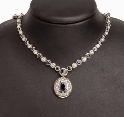 Image 26787947 - 18 kt gold sapphire-brilliant-necklace