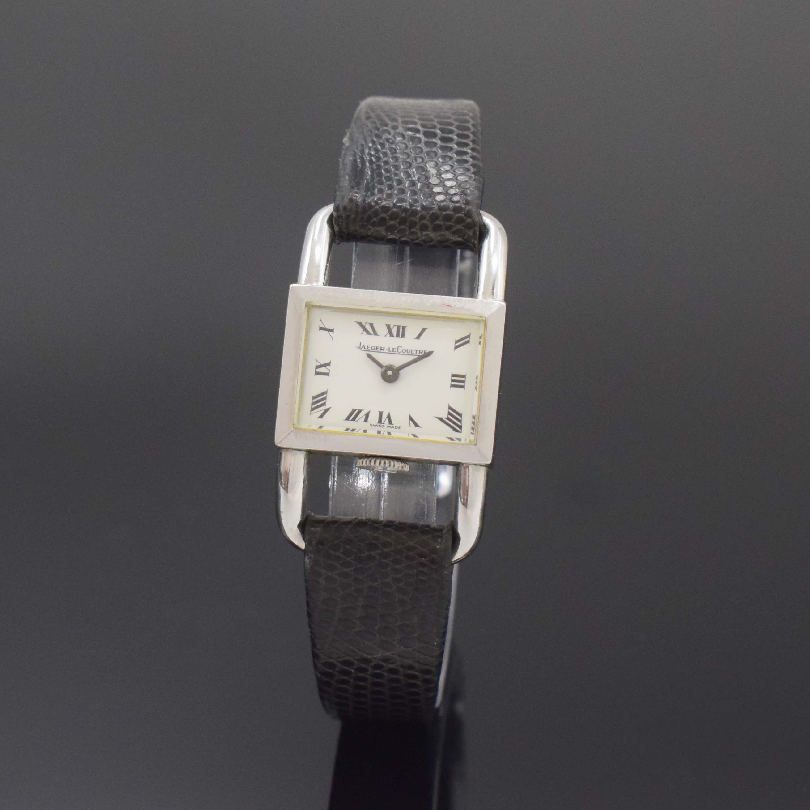 Jaeger-LeCoultre Etrier Damenarmbanduhr Referenz 1670.42, Schweiz um 1965, Handaufzug, Edelstahlgeh., Boden aufgedr., weißes Zifferbl. m. röm. ...