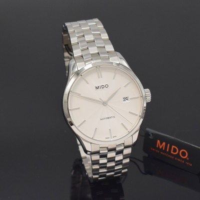 26788245b - MIDO Belluna nearly mint gents wristwatch reference M024407A, self winding, stainless steel case including original bracelet with butterfly buckle, on both sides glazed, screwed down case back, white engine-turned dial with silvered std.-indices and hands, date at 3, diameter approx. 40 mm, length approx. 21,5 cm, condition 1-2