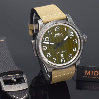 Image 26788382b - MIDO Multifort nearly mint gents wristwatch reference M032607A, self winding, PVD-coated stainless steel case including original bracelet with buckle, on both sides glazed, screwed down case back, green dial with fausses cotes decoration, luminous hands, Arabic luminous numerals, date at 6, diameter approx. 44 mm, additional leather strap enclosed, condition 1-2