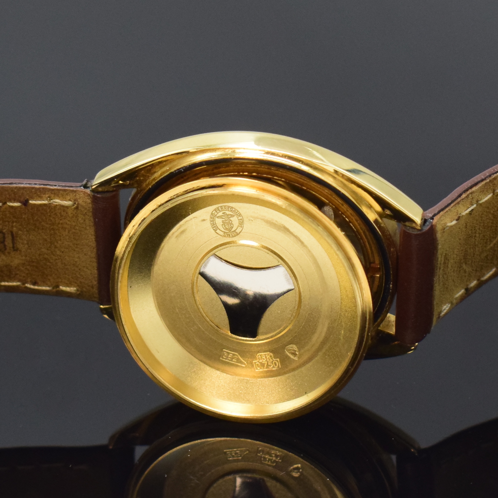 Detail g: GIRARD PERREGAUX Gyromatic Chronometer HF 36000 A/H seltene Herrenarmbanduhr in GG 750/000, Schweiz um 1968, Automatik, Boden verschr., gold. ...