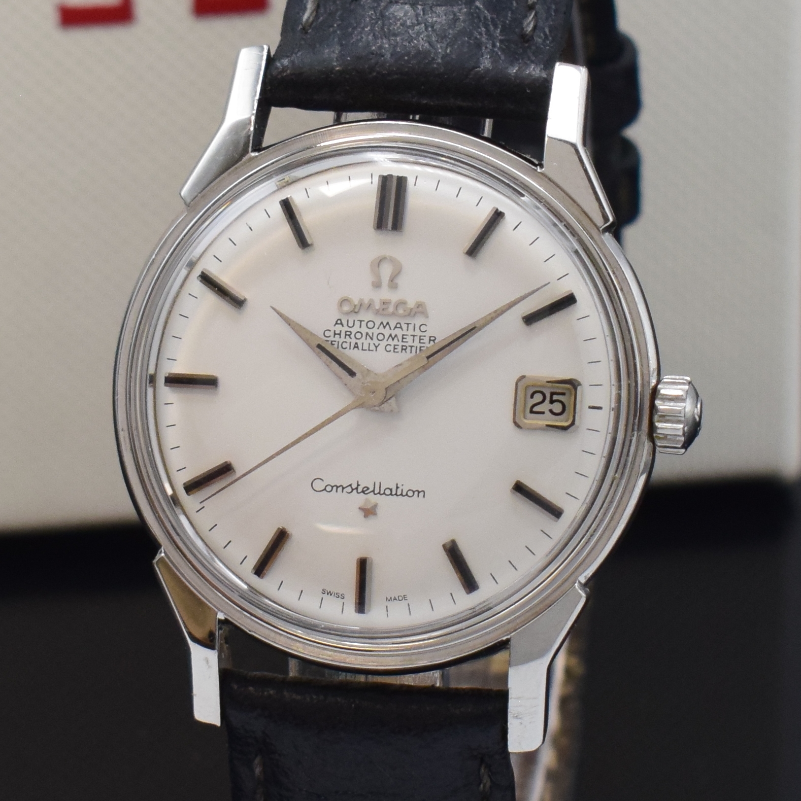 Detail a: OMEGA Constellation Herrenarmbanduhr in Stahl Referenz 168.005, Schweiz um 1965, Automatik, 2-teil. Geh., verschr. Boden m. Sternwarten-Symbol, vers. ...